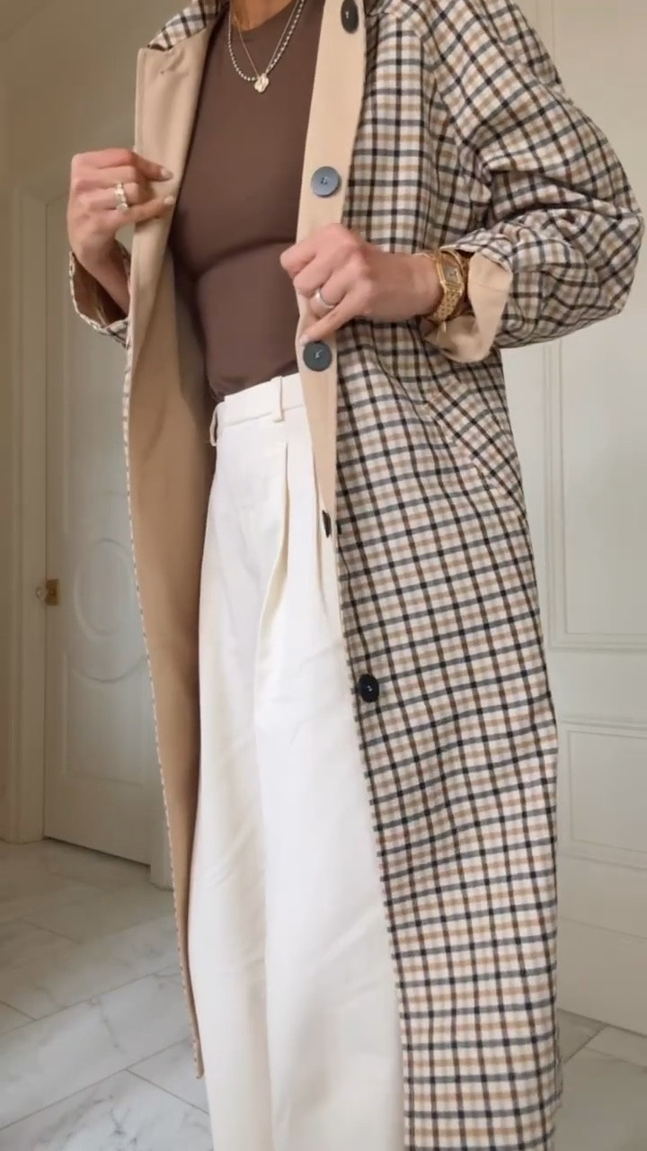 Spring layering, but make it versatile ✨ This reversible trench from @Zara has a subtle pop of plaid — so many styling possibilities this season.

#LTKootd #LTKSeasonal