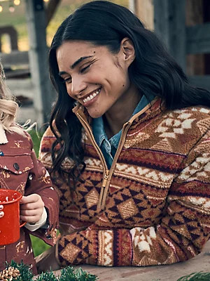 Women's Wrangler Retro® Quarter-Zip Sherpa Pullover | Wrangler