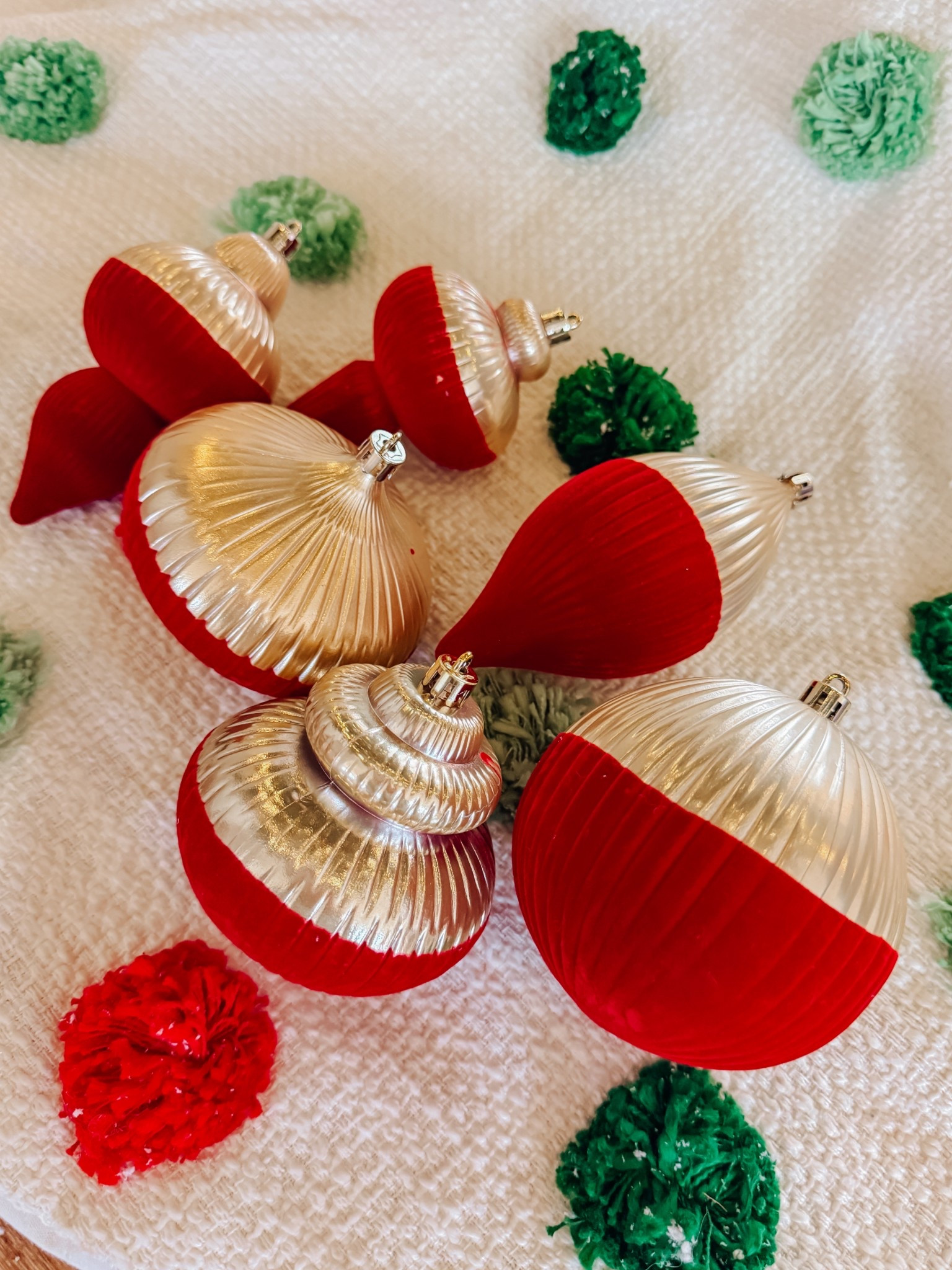 velvet red + gold christmas ornaments 🎯 classy with a pop of shine!

#LTKHome #LTKHoliday