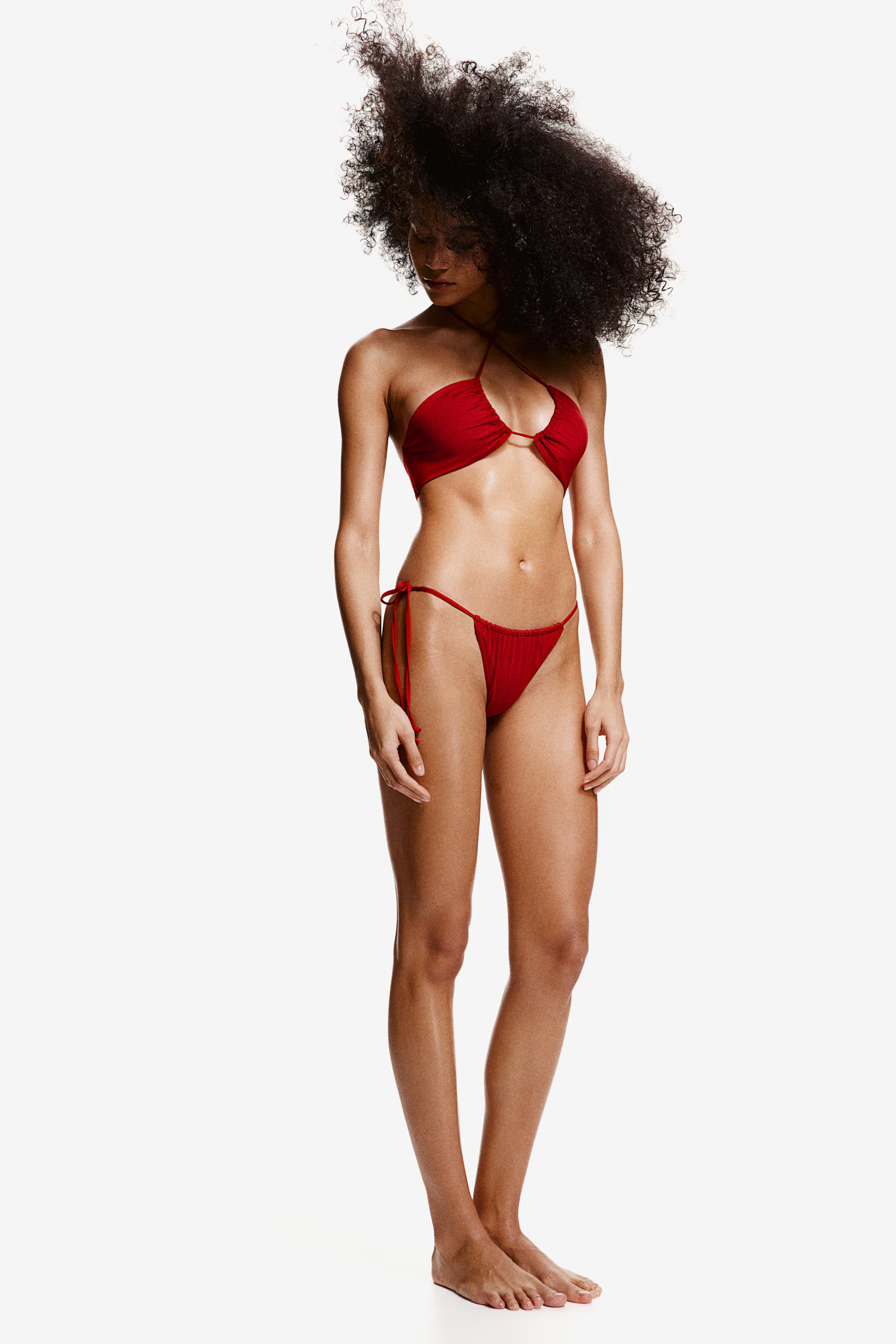 Tanga bikini bottoms | H&M (UK, MY, IN, SG, PH, TW, HK)