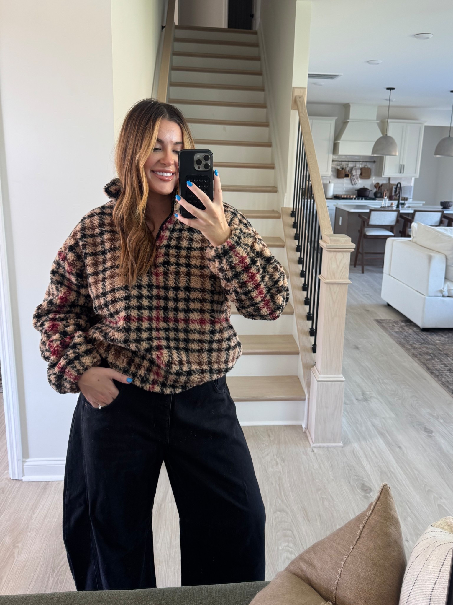 Fall and winter OOTD 🖤 wearing large (10) jacket and 31 denim! 

#LTKMidsize #LTKStyleTip