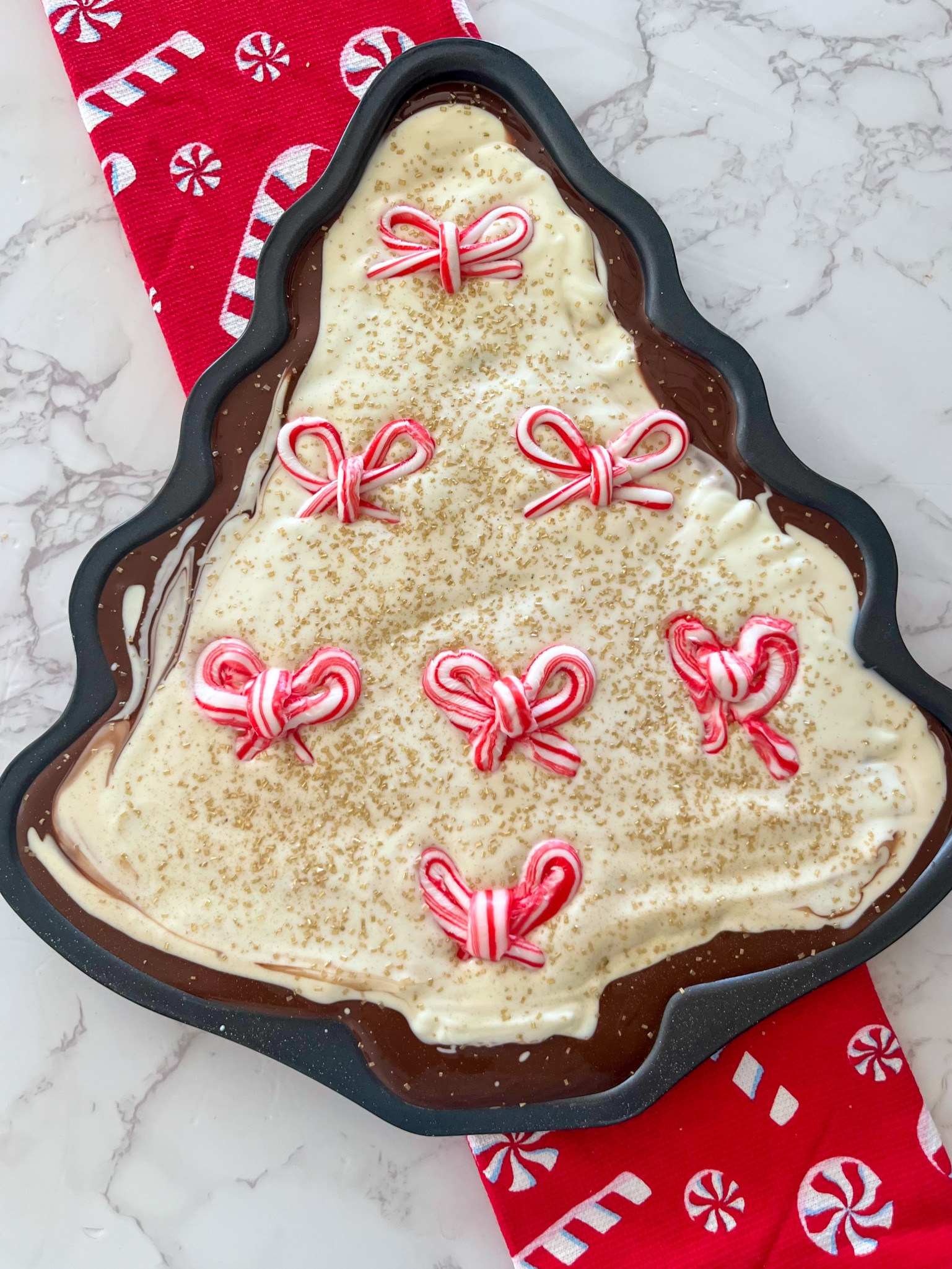 Christmas Tree Baking Sheet

#LTKHoliday #LTKGiftGuide #LTKSeasonal