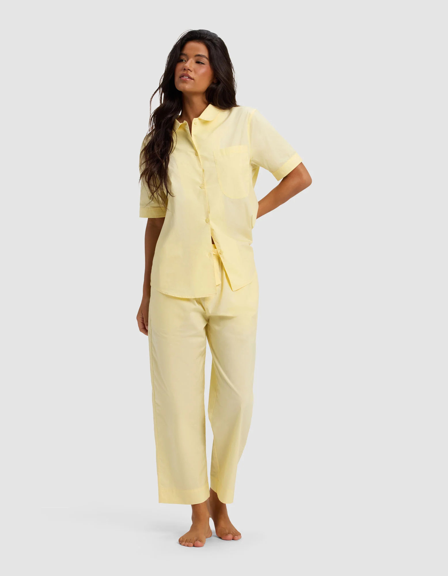Women's Sutton Short Sleeve Shirt & Cropped Pajama Pants Set in Meringue (Size: XS) - Cozy Earth | Cozy Earth