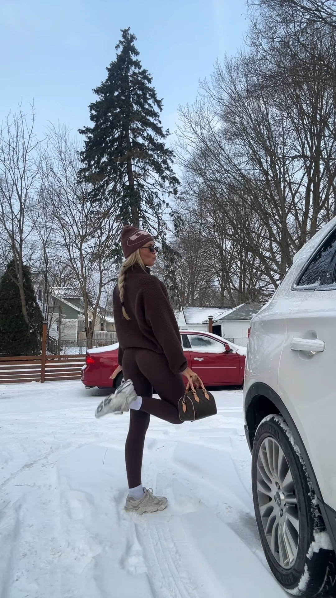 Full monochromatic fit 

#LTKHoliday #LTKdayinmylife #LTKGiftGuide