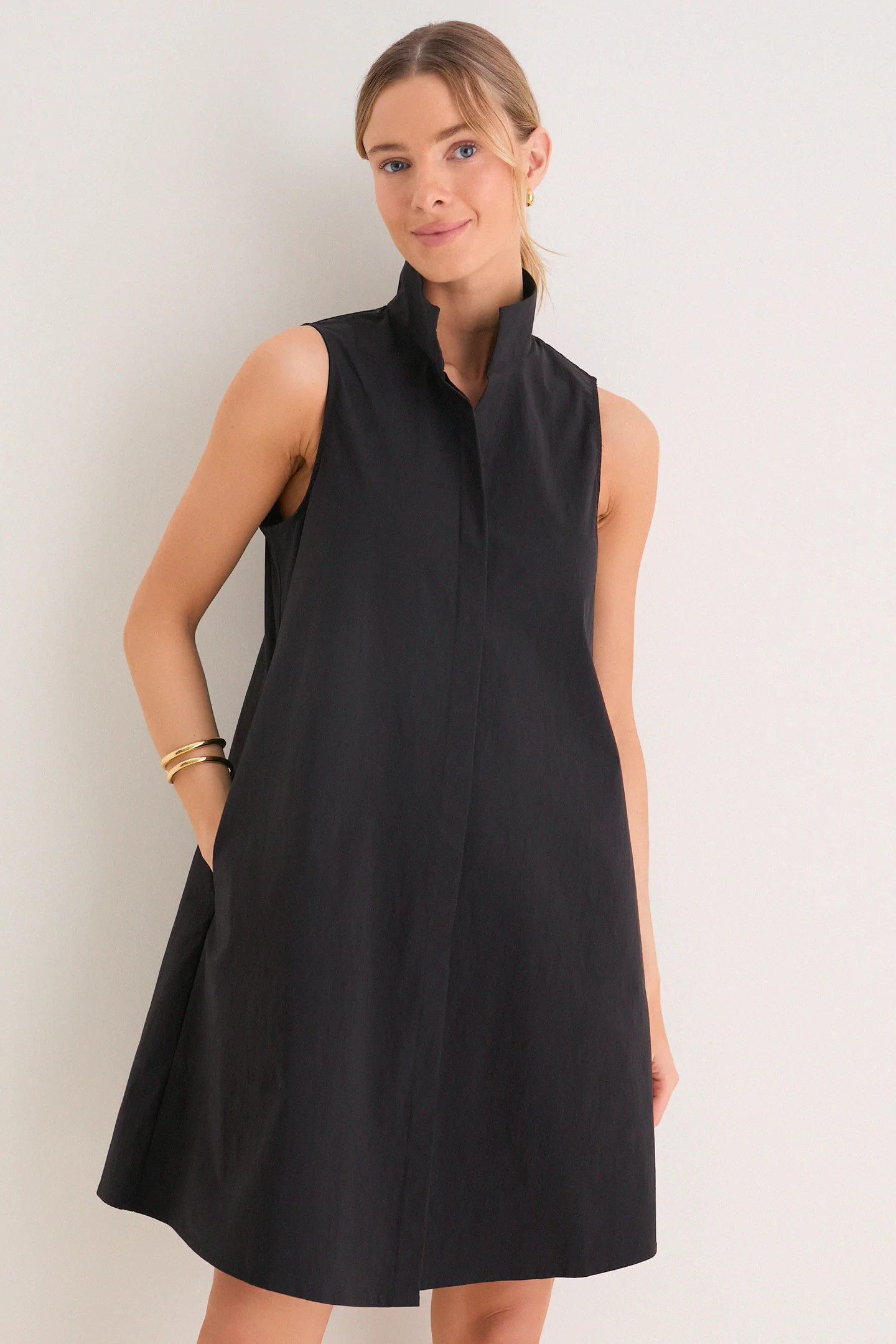 Black Sleeveless Charlie Dress | Tuckernuck (US)
