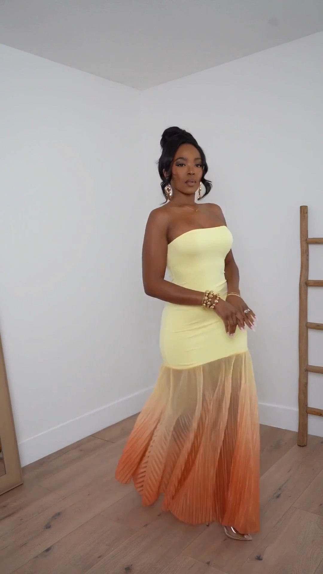 Scroll to shop 

Cute yellow spring dresses