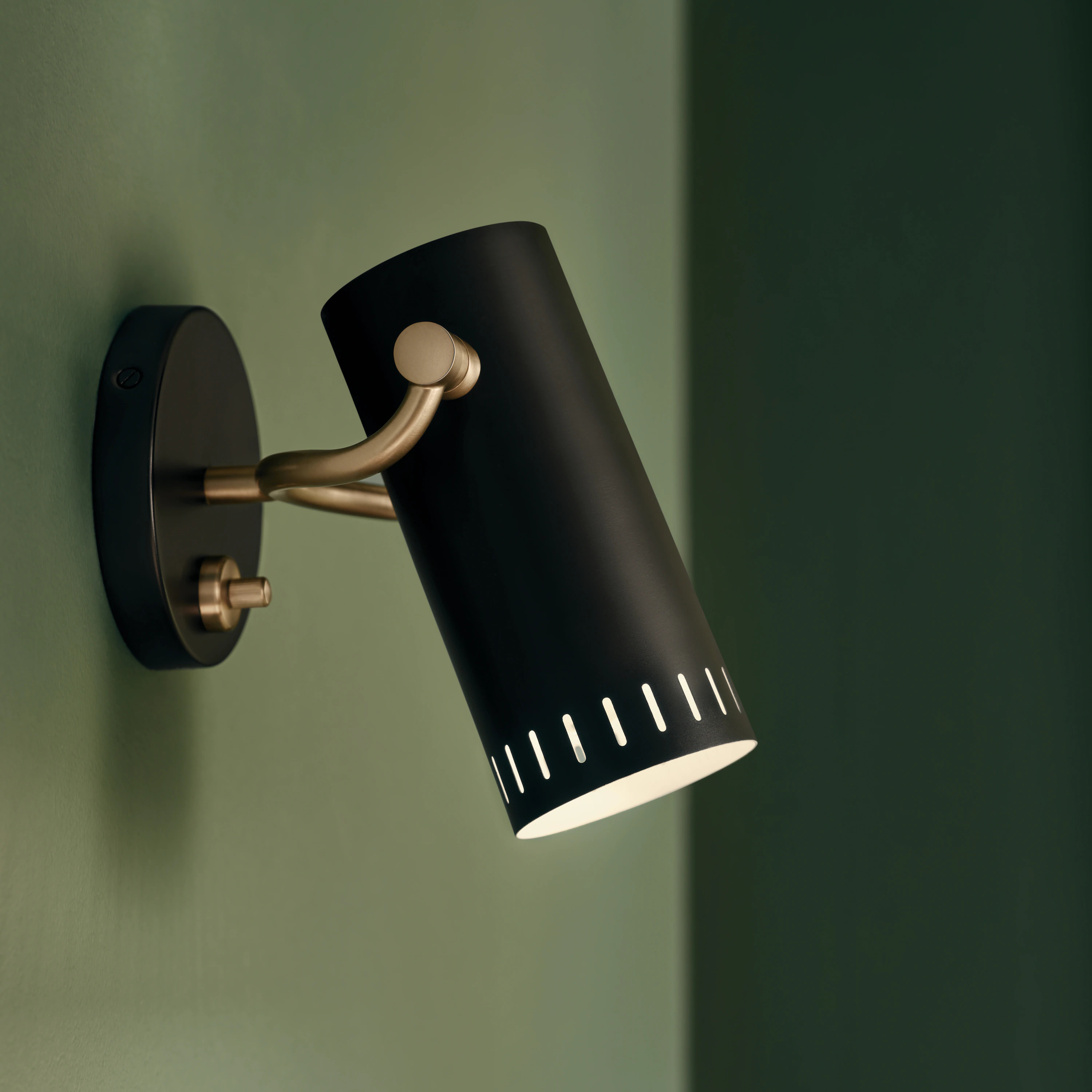 Kichler Ruehl 6.25-in W 1 -Light Black Wall Sconce one_size | 52840BK | Lowe's