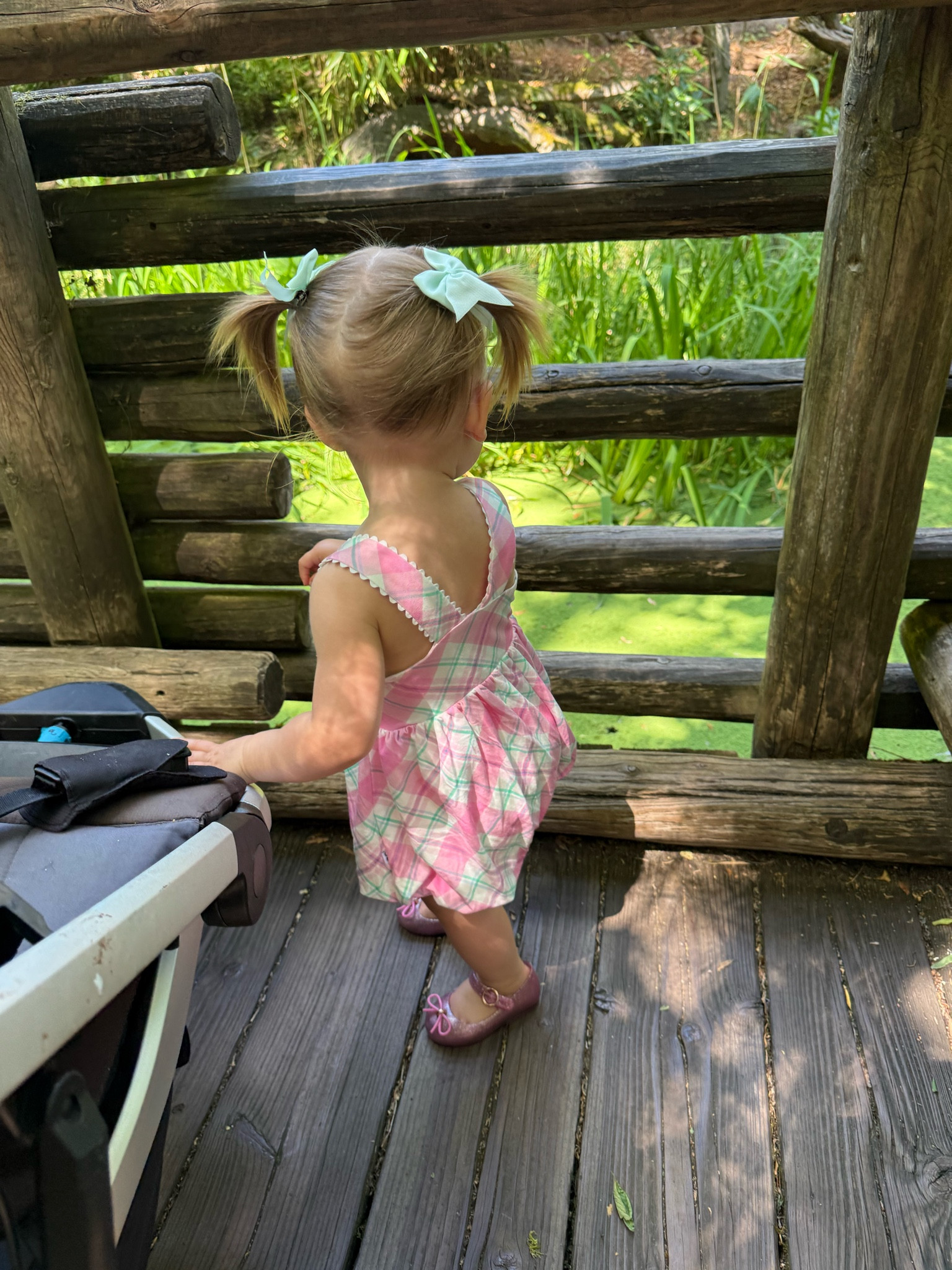 The cutest @Little Sleepies bubble for a day at the zoo

#LTKootd #LTKKids #LTKmomlife