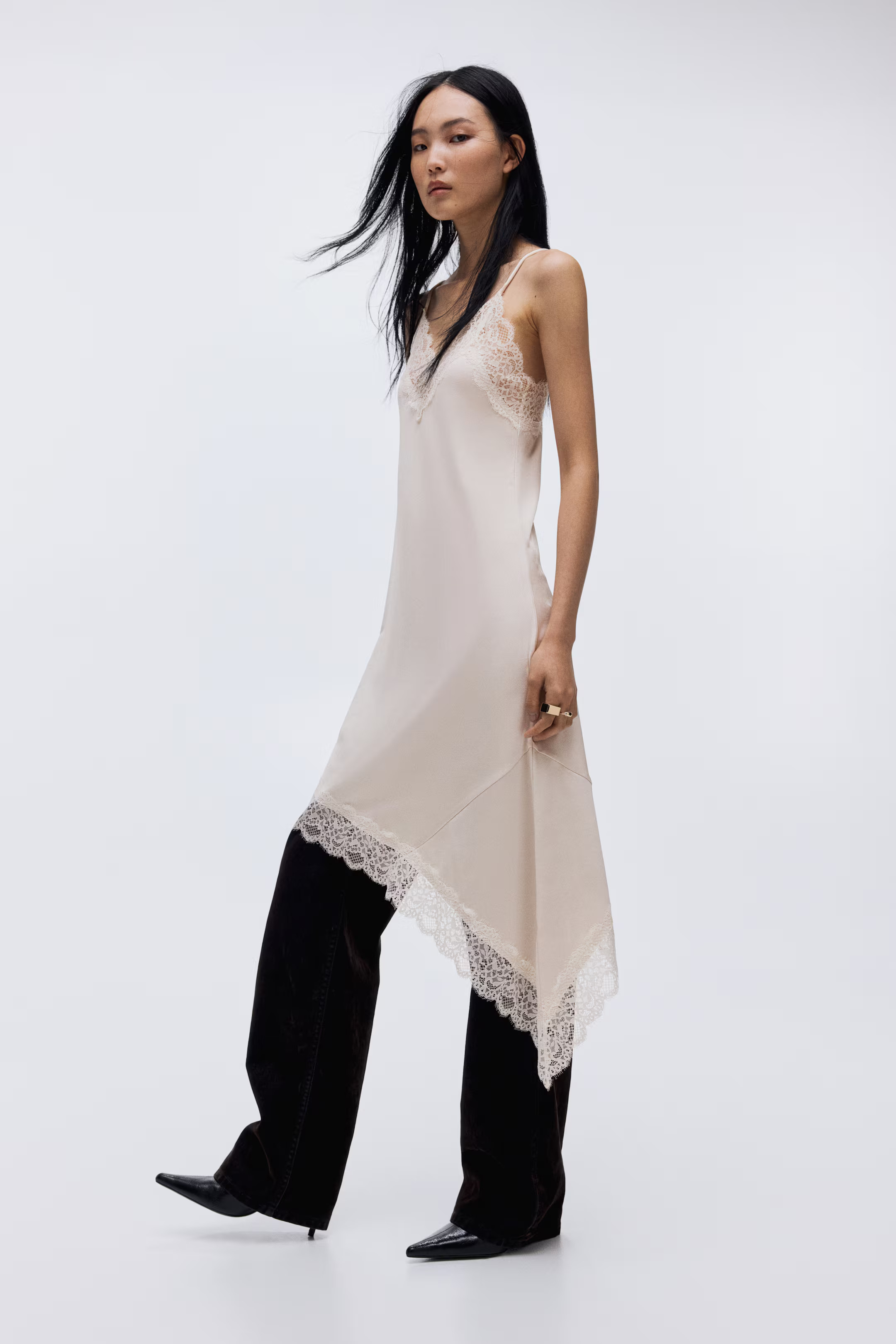 Lace-trimmed strappy dress | H&M (UK, MY, IN, SG, PH, TW, HK)