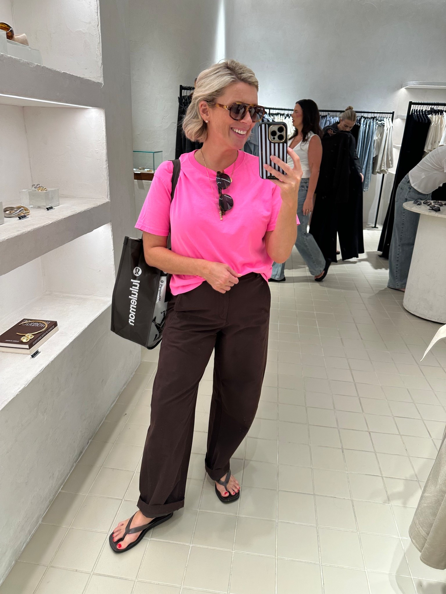 When you’re committed to wearing your new barrel leg jeans but th weather throws you a high summer temps = pants + leather thongs. 

Uniqlo Pants size M 
American Vintage Tee: size S 

#LTKautumn #LTKpetite #LTKaustralia