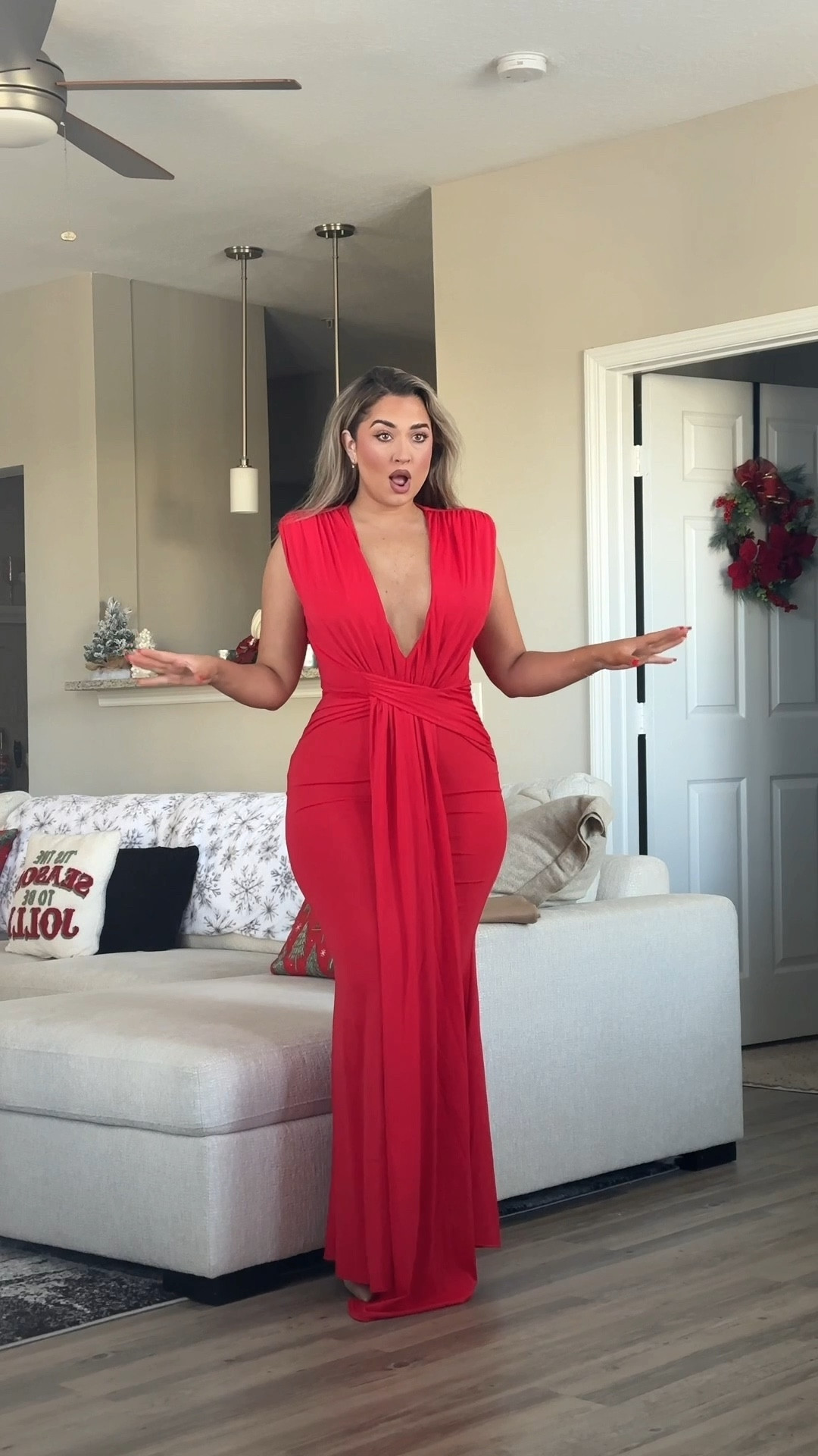 The most beautiful dress I’ve ever worn! Perfect for a last-minute holiday or Christmas party! Wearing a size large. Super stretchy and flattering!

#LTKStyleTip #LTKHoliday #LTKFindsUnder50