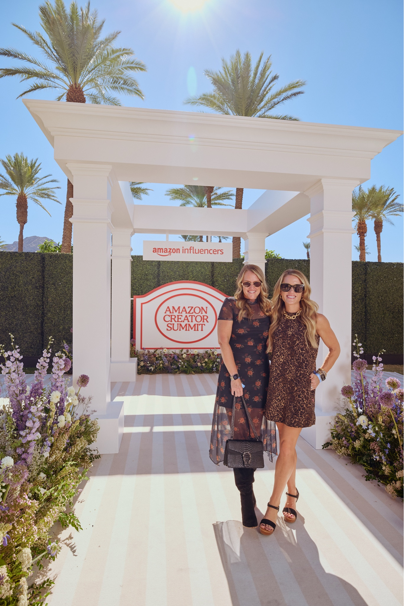 Fall dresses

fall outfit boho dress  black dress  fall fashion  mini dress  heels sandals  amazon fashion  leopard dress 

#LTKSeasonal #LTKFindsUnder50 #LTKStyleTip