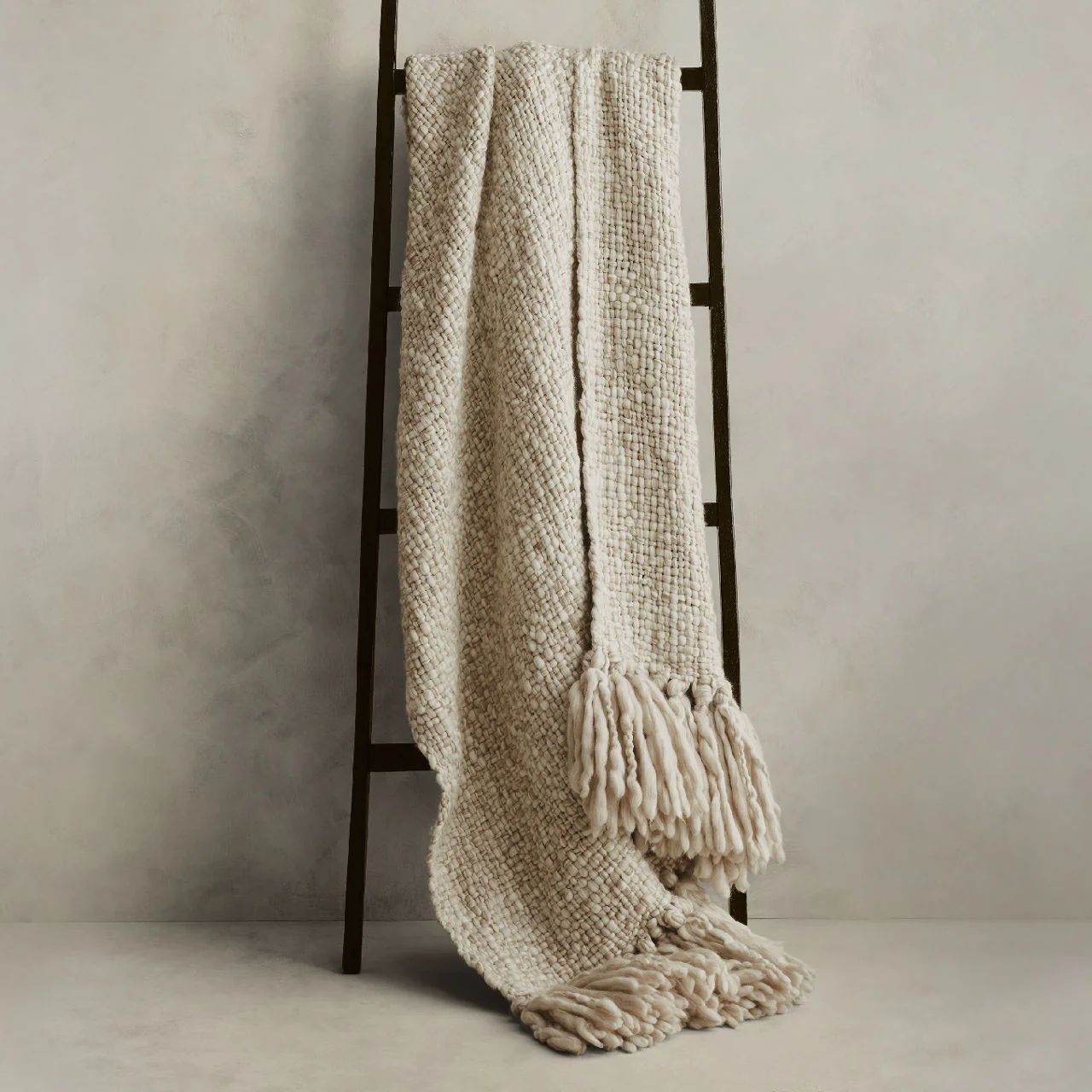 HAND-CARDED MERINO THROW BLANKET - 6001670 | BR Home
