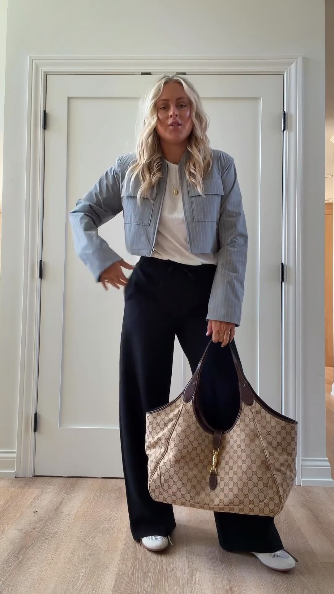Airport fit ✈️

These @Aritzia  pants are 1000% worth the hype. I’m in the tall (I’m 5’6”) and they do run a little short—fits more like a regular length on me. They also come in linen 🙌🏼
@Alo Yoga jacket in a medium for layering ✔️ Target tank in a small 🤍.


Travel fit. Airport. Lodge pant.

#LTKTravel #LTKgrwm #LTKootd