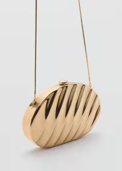 MANGO - Metallic clutch bag gold - One size - Woman | Mango (US/MX/AU)