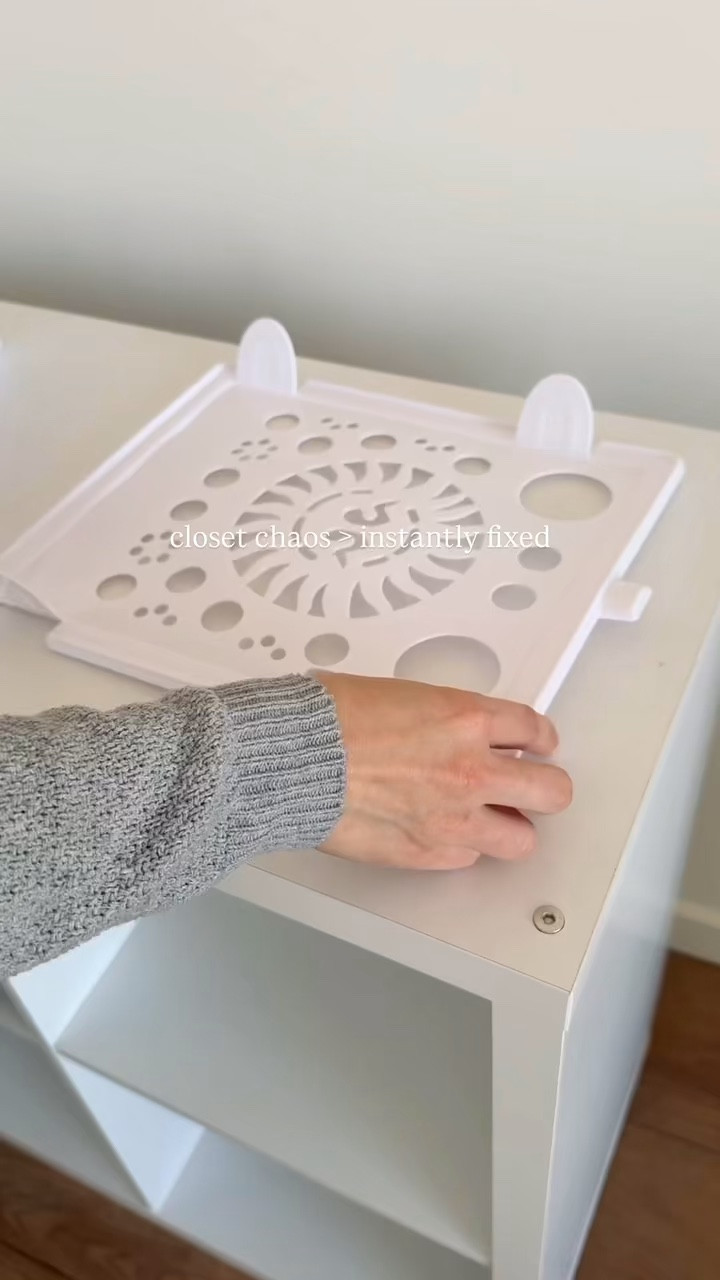 If your closet piles keep turning into chaos… this is the easiest little fix. These stackable organizers keep your tees and jeans folded, visible, and actually staying neat (no more digging through stacks). Simple, tidy, and so satisfying.

SHOP : https://amzn.markable.ai/FzPMxtPV

#closetorganization #amazonhomefinds #tidyhome

#LTKHome #LTKmomlife #LTKSpringSale