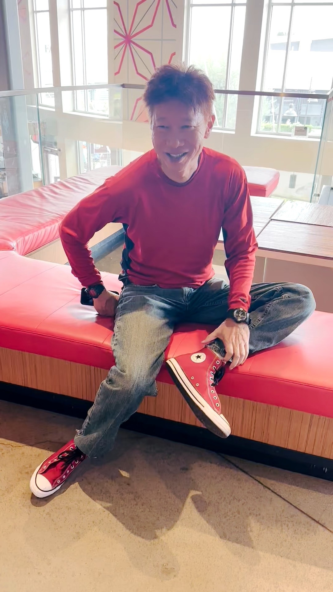 Happy Friday! A little red moment — 


#HappyFriday #RedMoment #ColorStory #StyledHome #DesignDetails #WeekendVibes #HomeStyle #InteriorInspo #LTKHome #CasualChic

#LTKValentine #LTKTravel #LTKActive