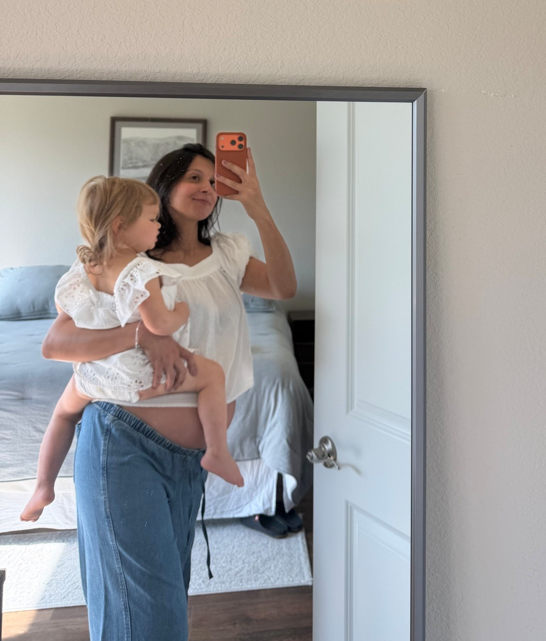 I’ve been living in these pants lately

#LTKmaternitypants #LTKpregnancyoutfit #LTKmomlife