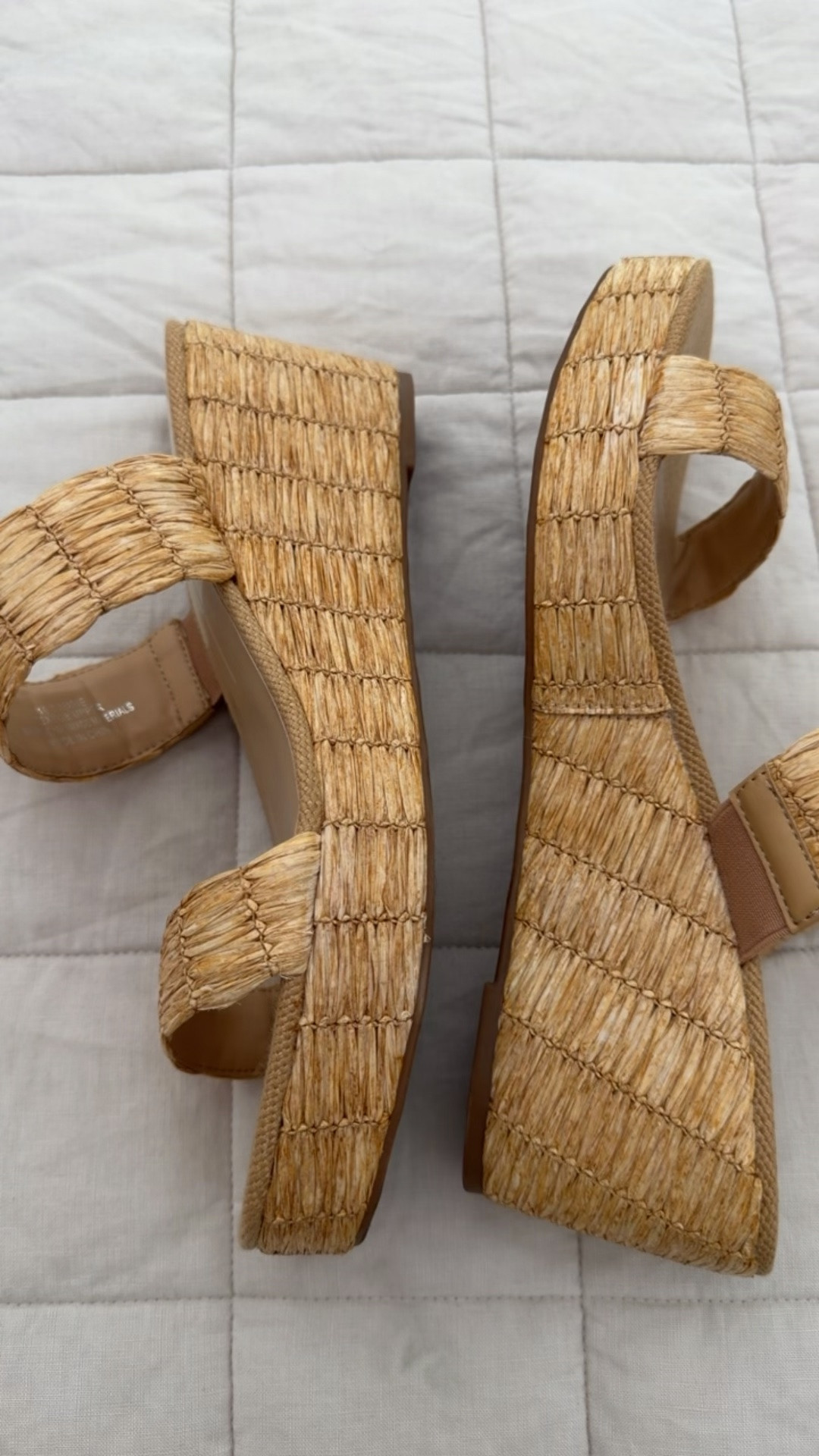 More Summer Sandal deals @DSW ♥️