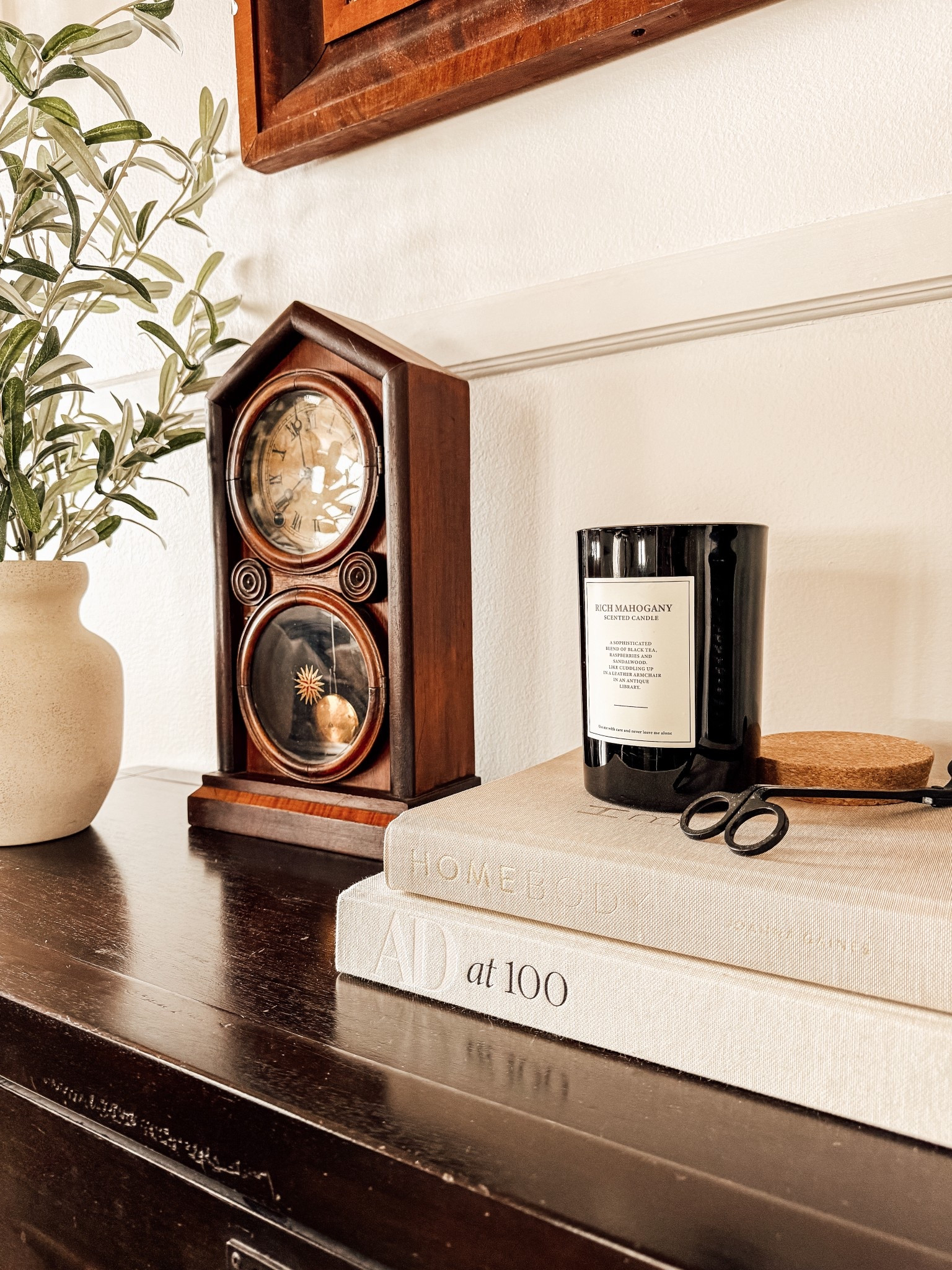 Console table styling details 🤍
