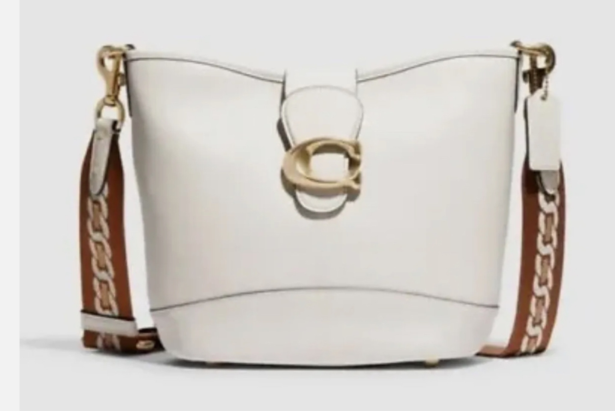 Coach Tali Bucket Bag Deals

#LTKsalealert