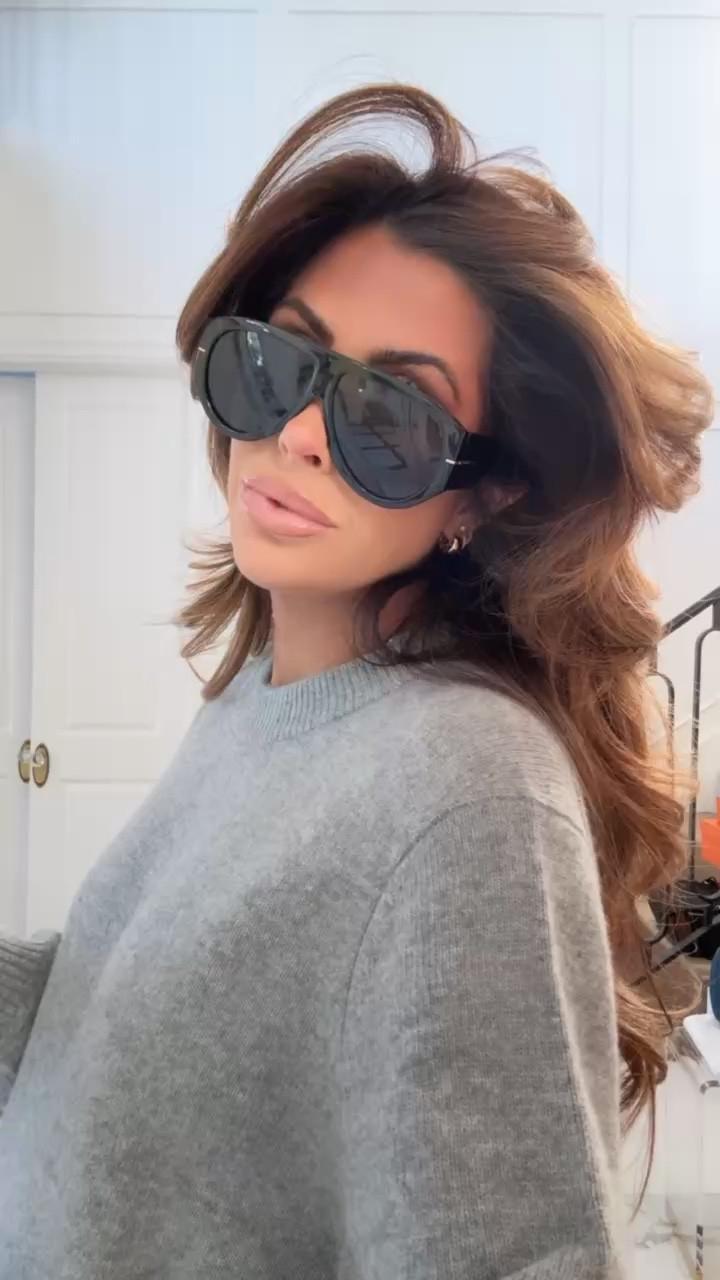 I found some amazing fragrances from @Quince ! They have 8 signature scents that have sold out multiple times! This discovery set is $20 and makes it easy to try all their fragrances which are cruelty-free and formulated without parabens, sulfates & phthalates! Some of my favorites are Côte d’Azur, Oud Rogue, Jasmine Nuit & Bois De Santal! You can grab these fragrances for $50 today! #quincepartner

#LTKBeauty #LTKmomlife #LTKselfcare