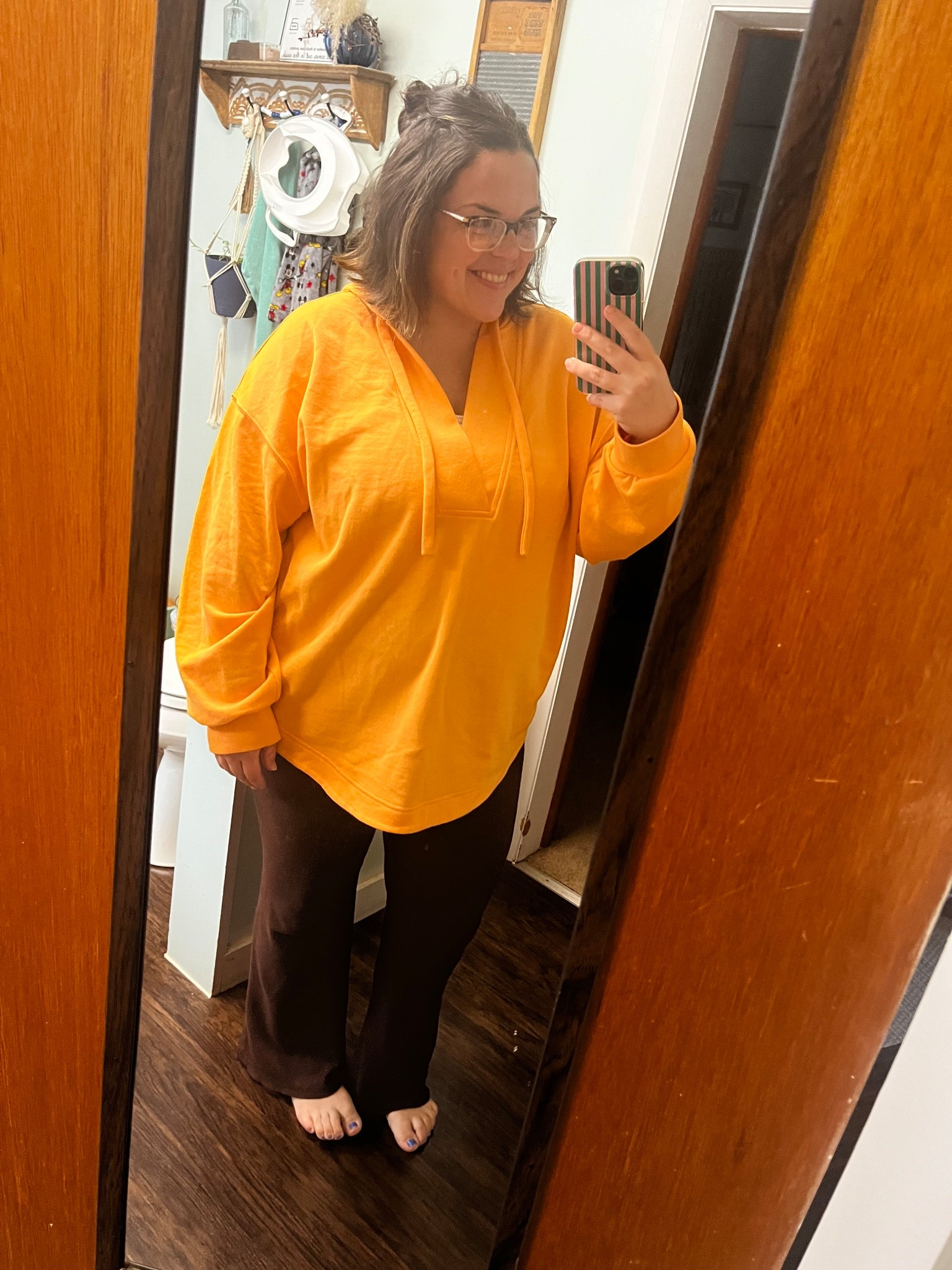 Living in an oversized hoodie right now 

#LTKActive #LTKMidsize #LTKSeasonal