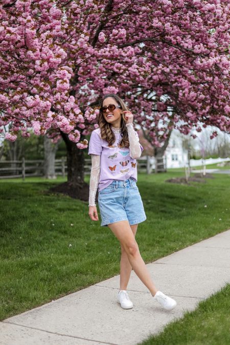 Summer outfit with Abercrombie denim shorts + layered tops 

Oval sunglasses // white lace top // butterfly graphic t shirt // dad jean shorts // white sneakers outfit 

#LTKSeasonal #LTKFindsUnder50 #LTKStyleTip