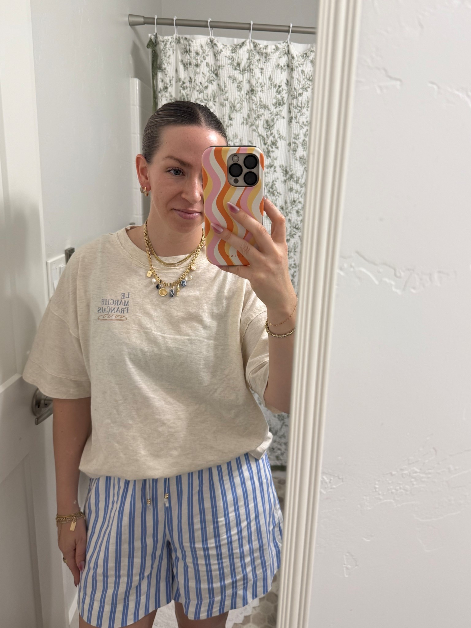 super comfortable graphic t shirts on sale - love this one with a little market scene on the back and baguette on the front  - sized down an XS

The shorts are a size small. High waisted linen shorts. Love them - this color way is sold out 

#LTKFindsUnder50 #LTKSaleAlert