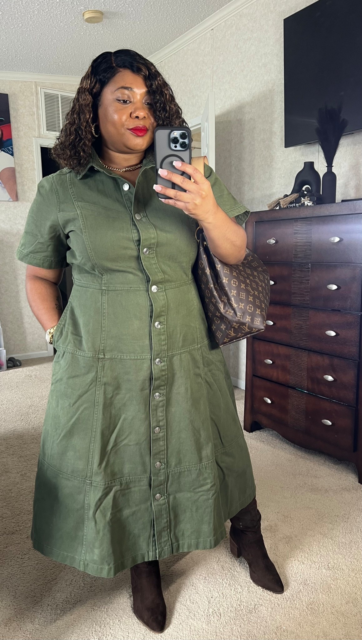Few sizes are back in stock in this Walmart dress. If your busty size up! Link is in the comments 💚#walmartfinds #WalmartCreator 

#LTKMidsize #LTKStyleTip #LTKFindsUnder50