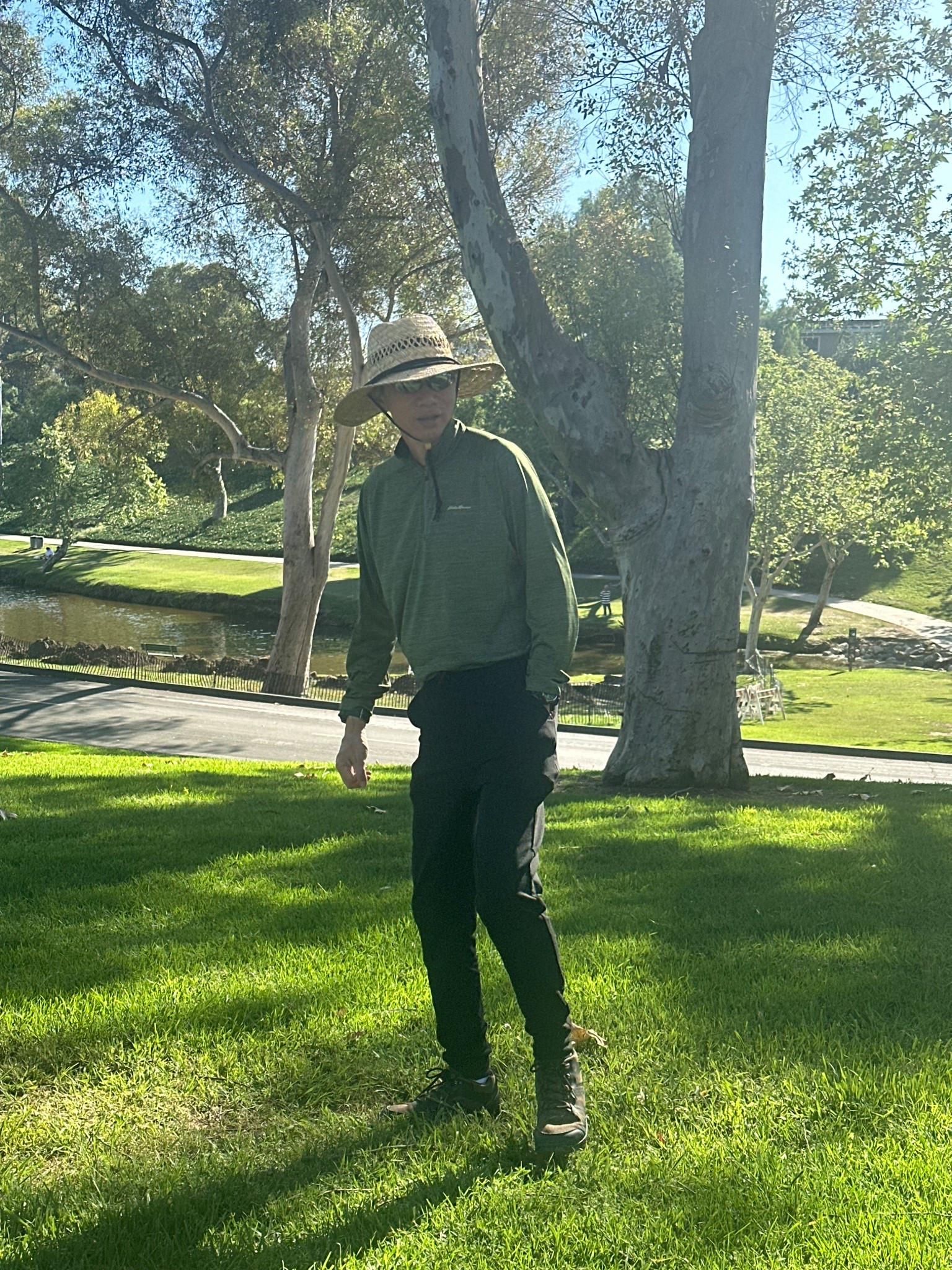 All green everything. 🍀

A little St. Patrick’s Day moment at the park — sunshine, fresh grass, and a classic green layer that blends right into the landscape.

This lightweight performance shirt is one of those pieces that just works for weekend walks, golf days, or any relaxed outdoor moment. Easy, comfortable, and the perfect shade of green for the season.

Sometimes the best outfit is simply one that fits the day.
#stpatricksday
#allgreen
#mensstyle
#menswear
#menscasual
#weekendstyle
#outdoorstyle
#greenoutfit
#golfstyle
#casualmenswear
#ltkstyle
#ltkfinds


#LTKMens #LTKvlog #LTKFestival