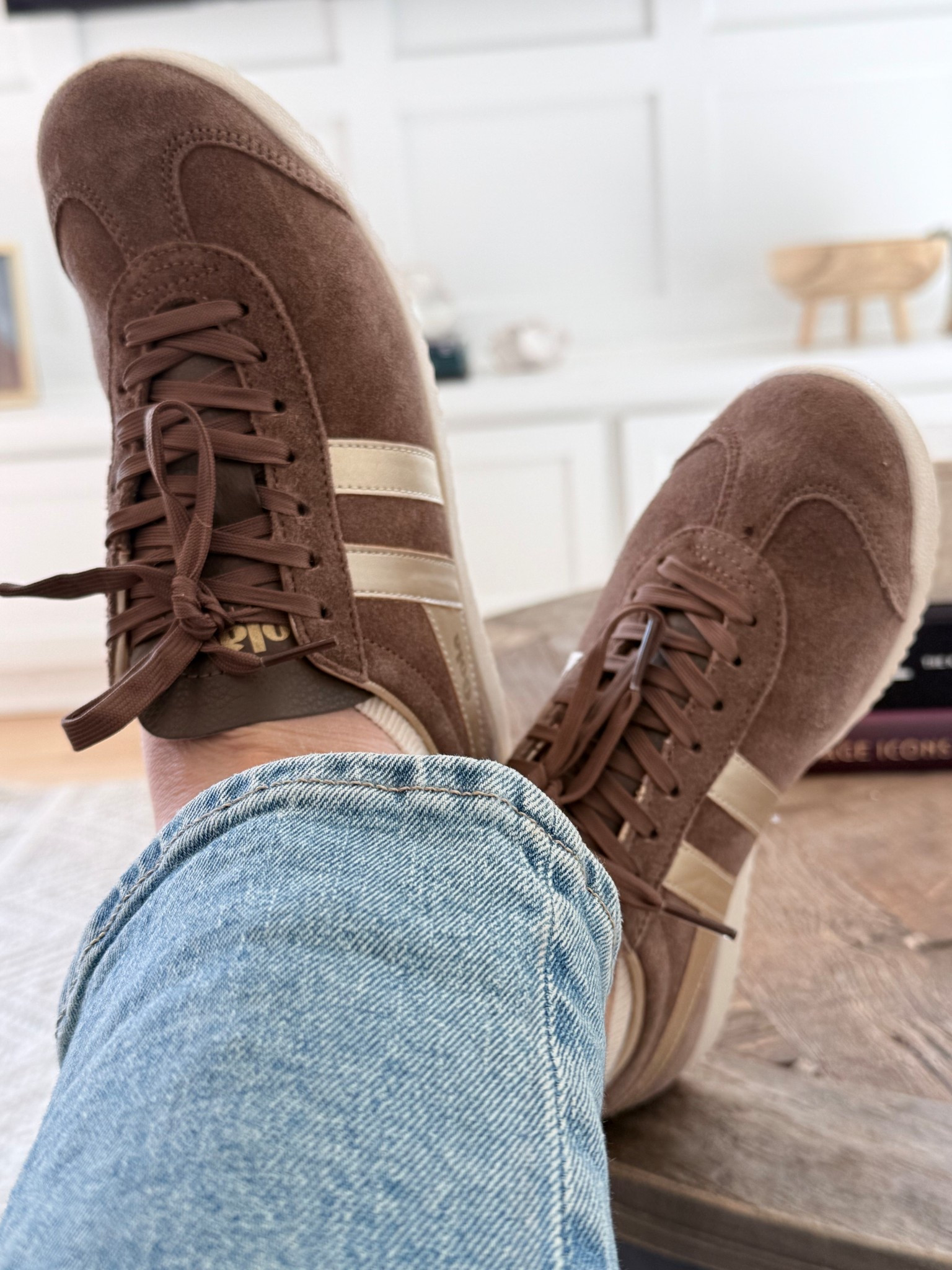 In 🤎🤎🤎

#sneakergame #springshoes 

#LTKootd