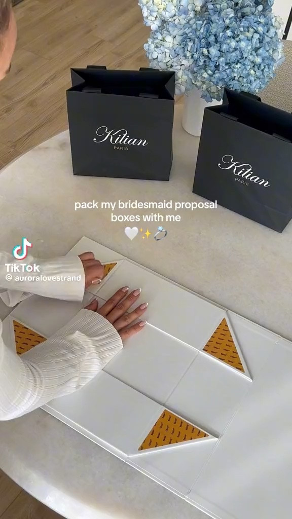 Here’s what I put in my bridesmaids proposal boxes!!

Shop the Gemstone Pendant Snake Chain @shop.solemar only $49 and code AURORA20 saves you 20% off that! (@shop.solemar not available on LTK)

#bridesmaids #proposalboxes #wedding




#LTKbeauty #LTKwedding