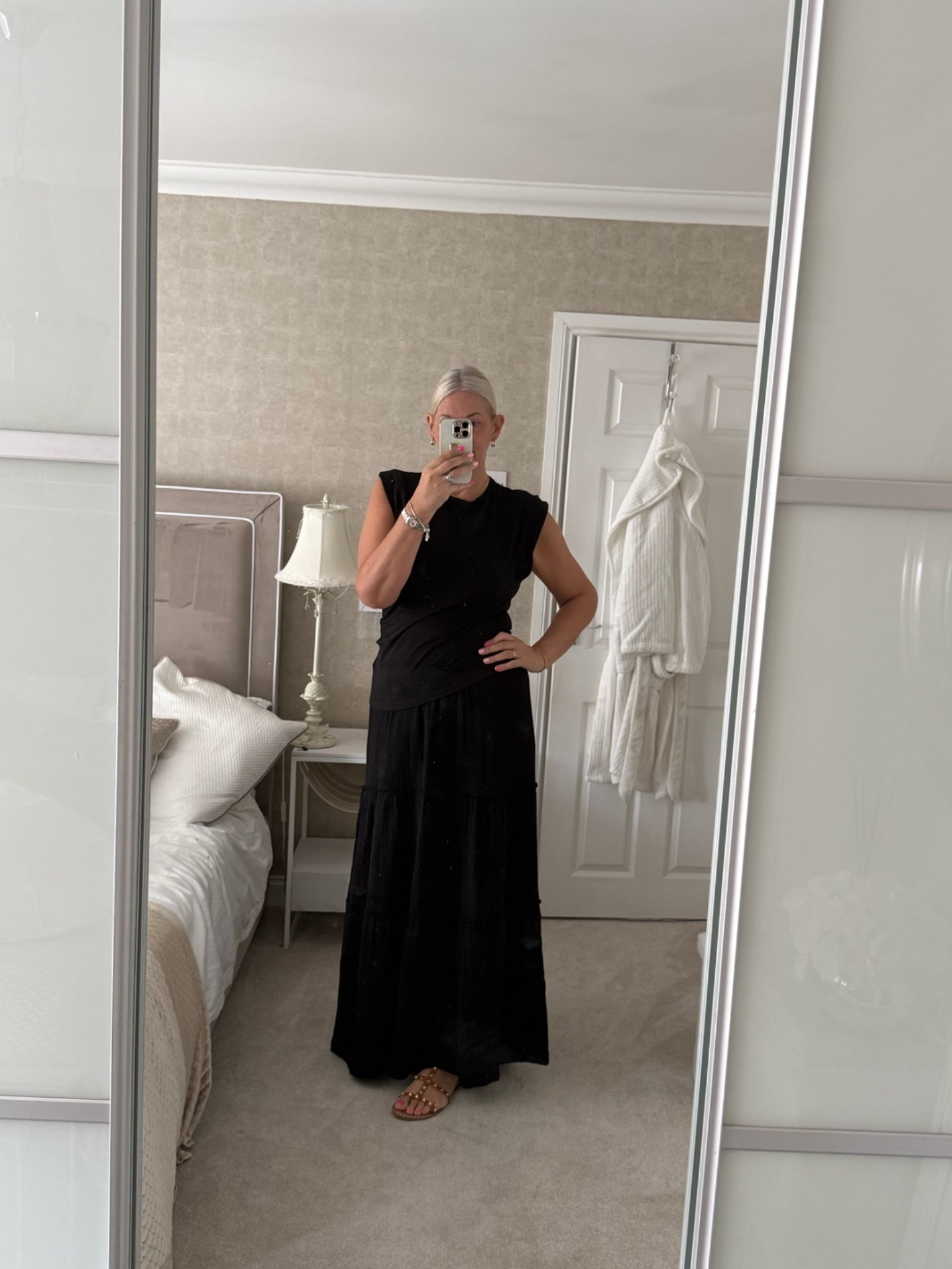 When the maxi skirt is maxi’ing 🖤

#LTKover50style #LTKsummer #LTKuk