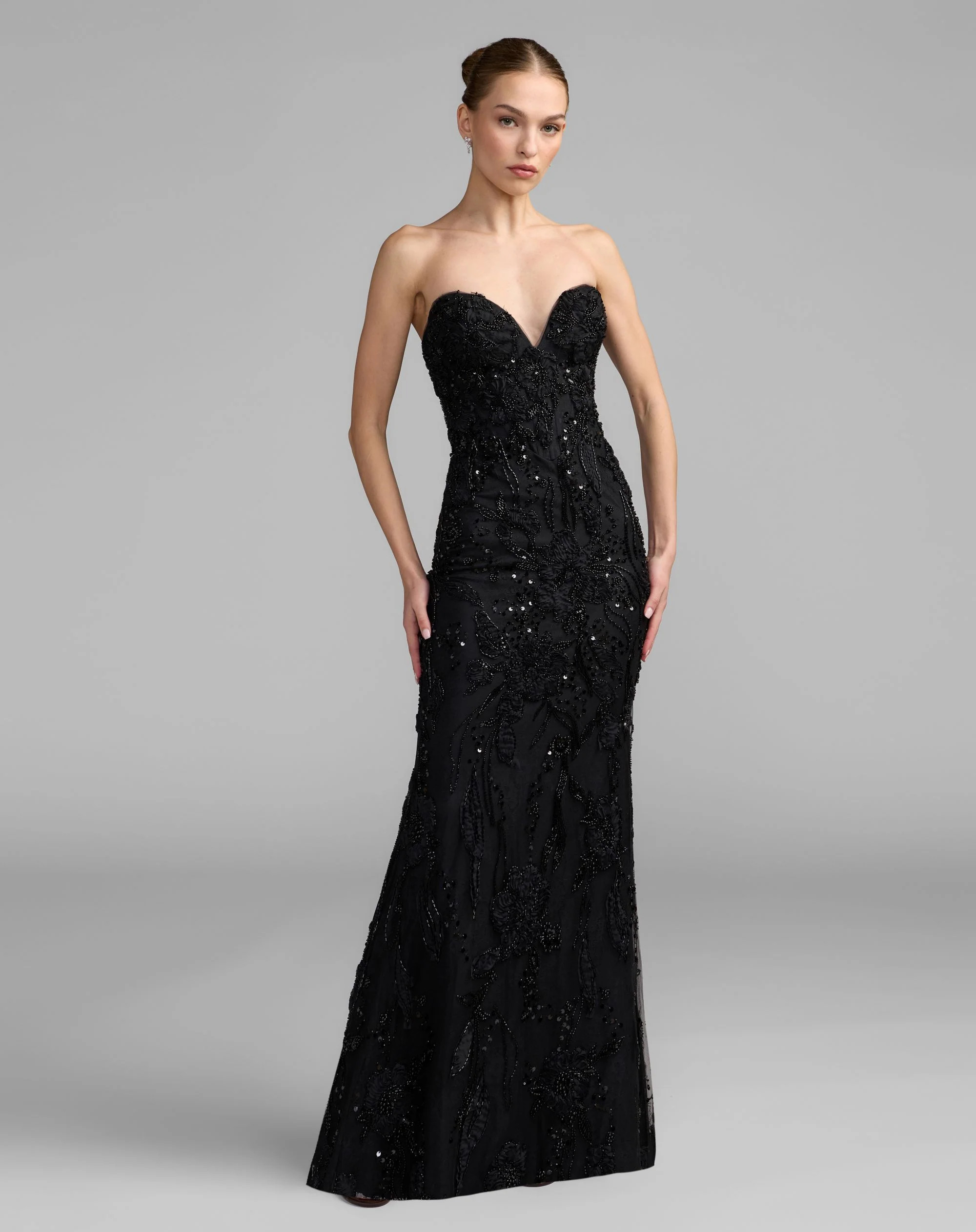 Black Embellished Lace Strapless Sweetheart Gown | Mac Duggal | Mac Duggal