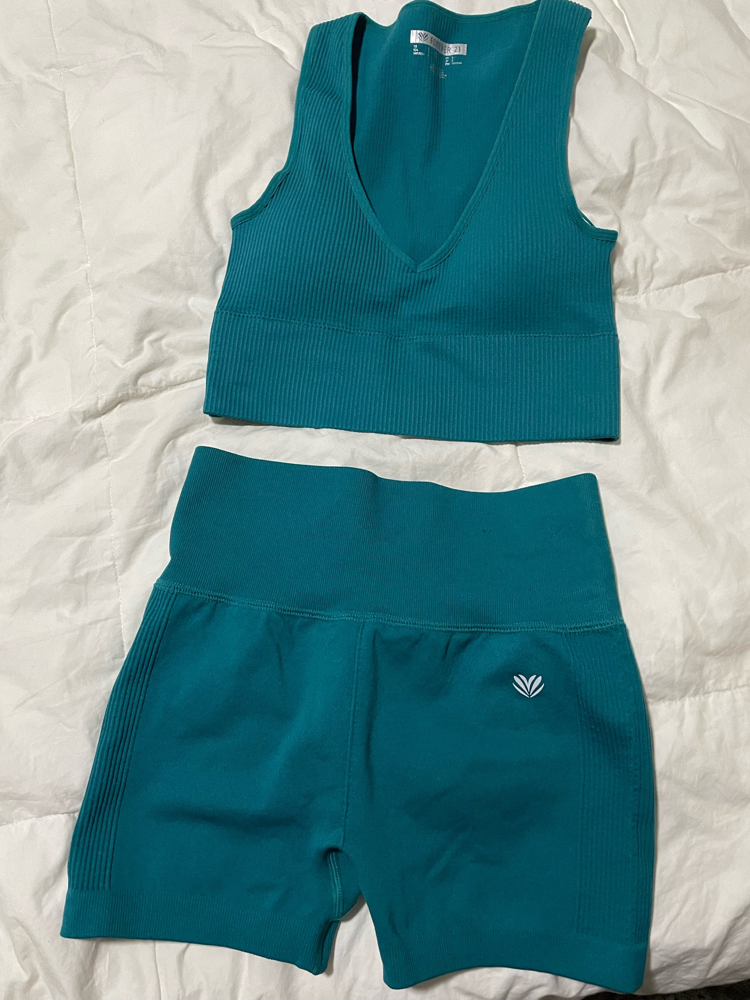 So soft and comfy! This is a small for reference! #forever21 #athleticwear #bikershorts

#LTKunder50 #LTKfit #LTKSeasonal