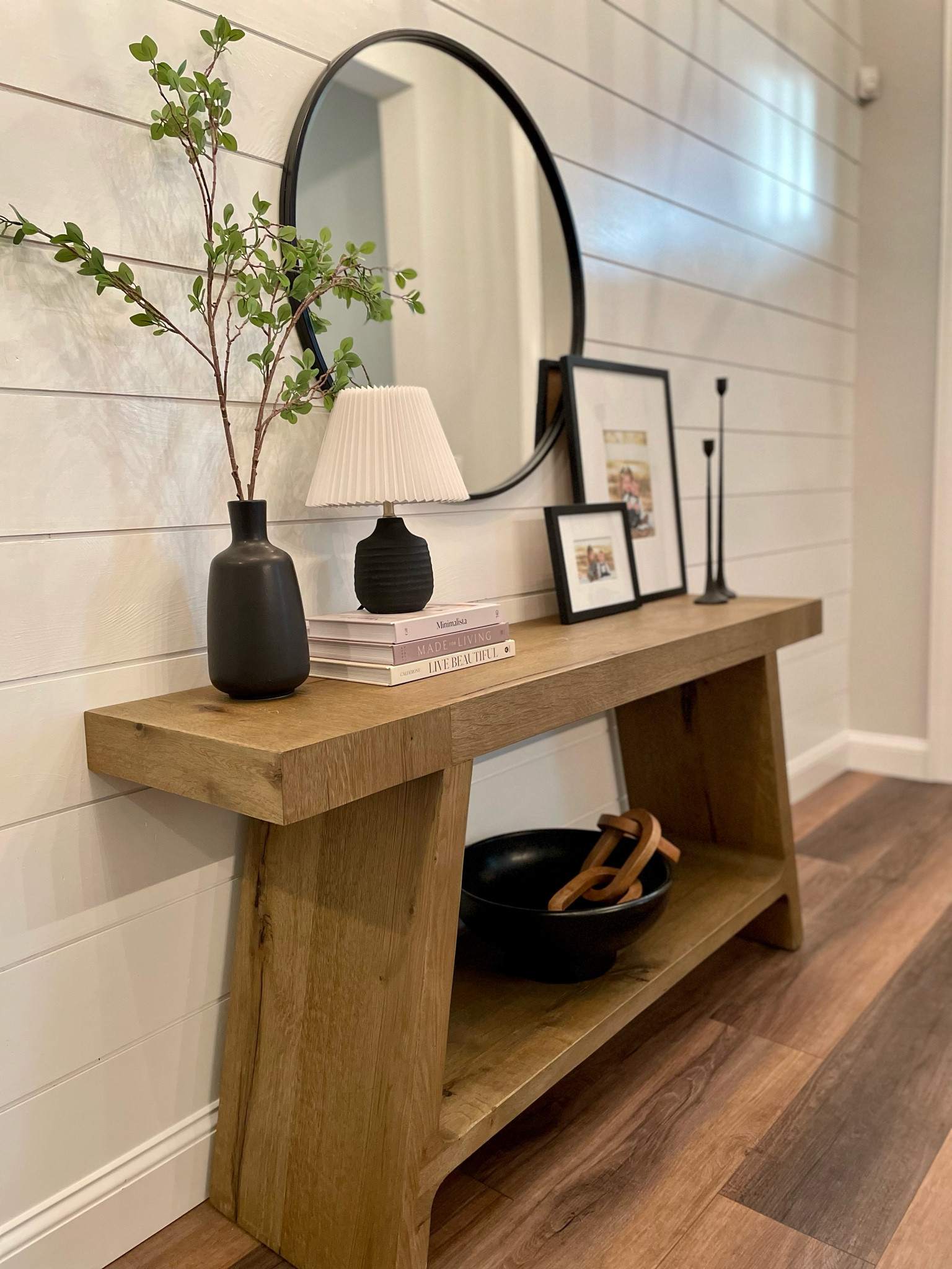 Shop my entryway! 
-Vase
-Mini lamp 
-Books
-Spring greenery 
-Frames 
-Candlesticks 
-Bowl
-Wood chain 

#LTKhome #LTKunder50 #LTKstyletip