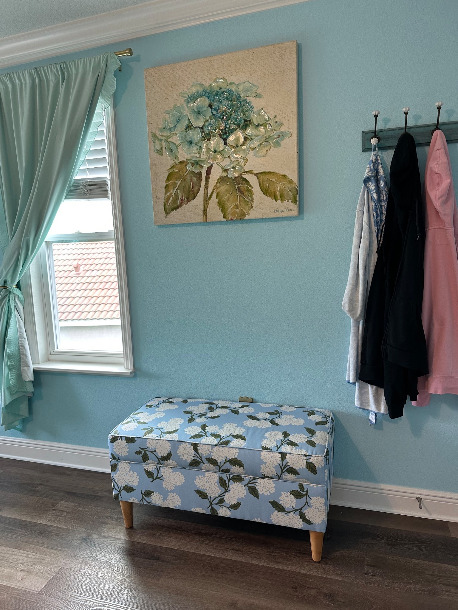 Rifle paper co hydrangea storage bench 

#LTKFamily #LTKHome