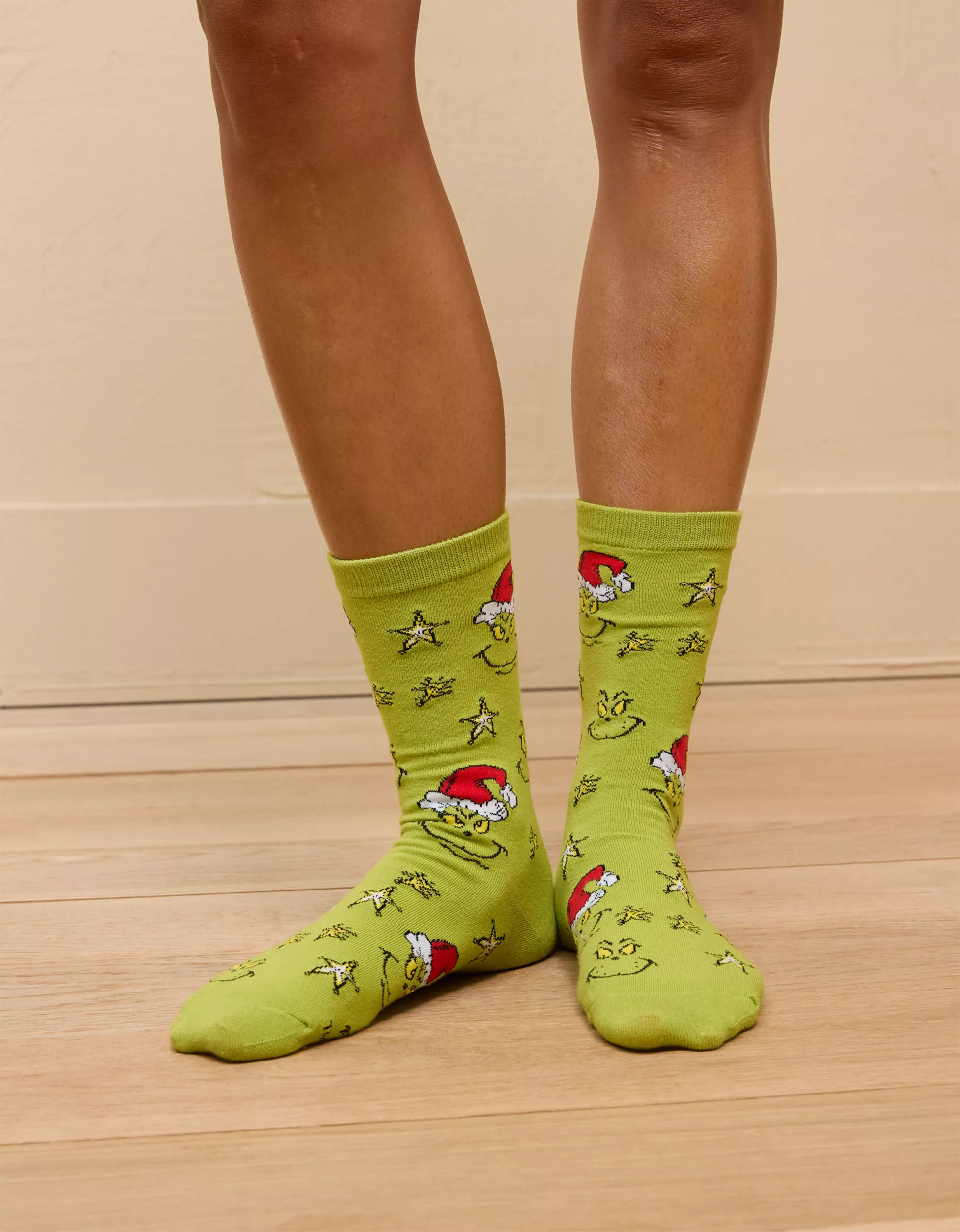 AE Grinch Crew Socks | American Eagle Outfitters (US & CA)