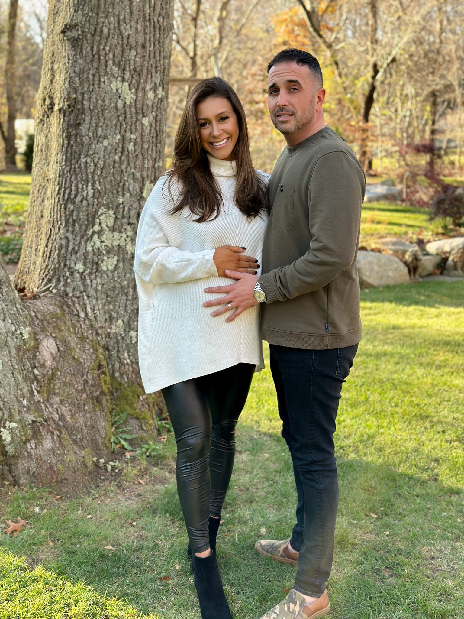 • Amazon sweater 
• GAP maternity faux leather legging 
• Marc Fisher booties 

Bump friendly, bump style, 37 weeks pregnant, pregnancy fashion 

#LTKHoliday #LTKbump