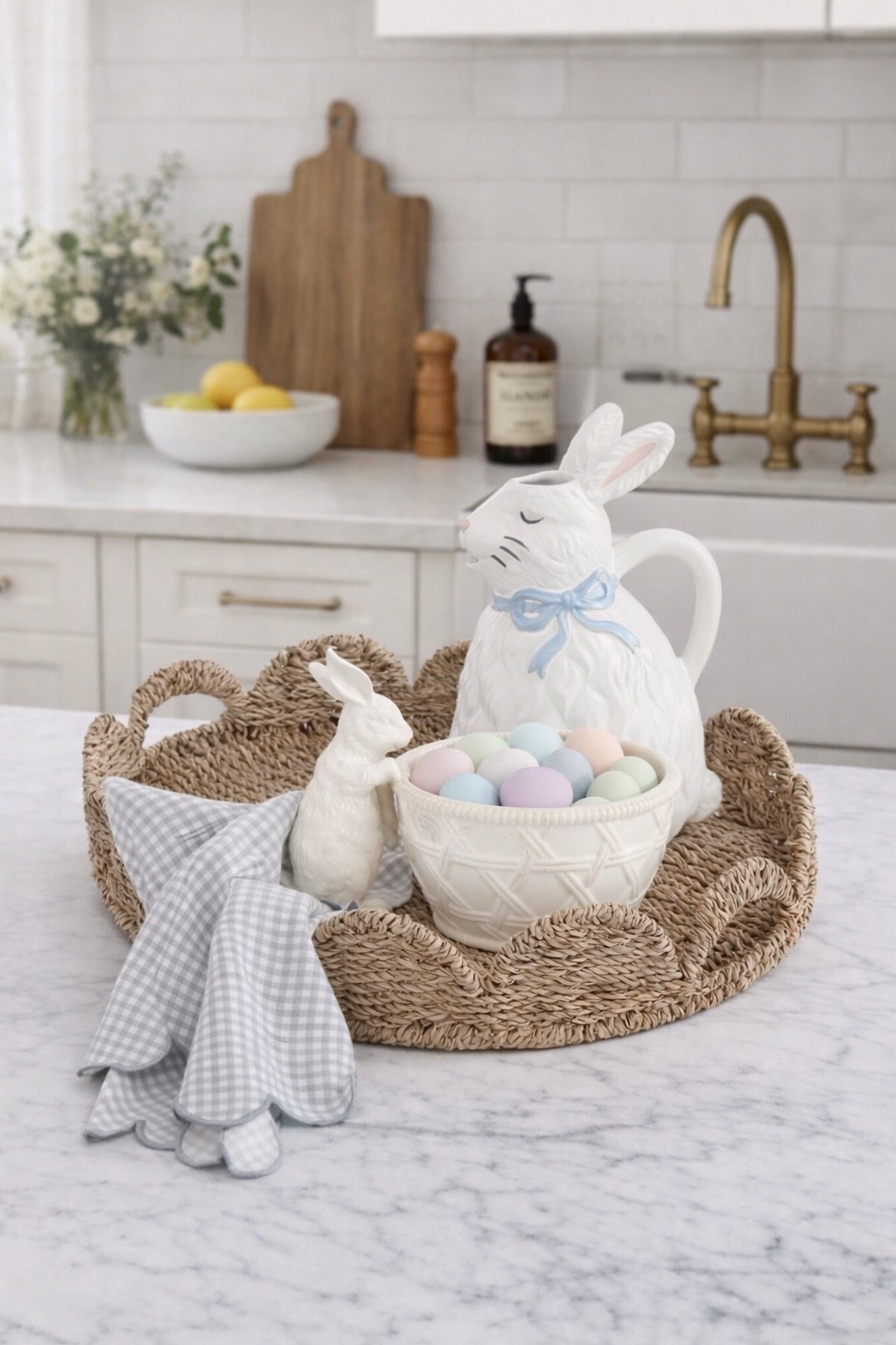 Adorable bunnies from Amazon! I love this oval tray and gingham towel too!

#LTKHome #LTKSeasonal