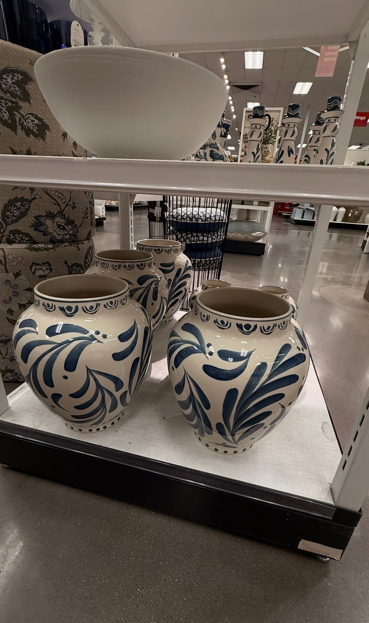 Threshold blue and white ceramic vase from Target — hand-painted botanical design. This is giving organic modern meets coastal boho and I’m obsessed. Perfect on a console table, styled with dried florals or eucalyptus, or grouped with your other neutral vases for that layered look.

Large Blue Painted Ceramic Vase
- Threshold™

#target #targethome #thresholdtarget #targetfinds #homedecor #ceramicvase #bluevase #coastalboho #organicmodern #consoletable #vasedecor #targetdupe #homedecorfinds #falldecor #accentdecor