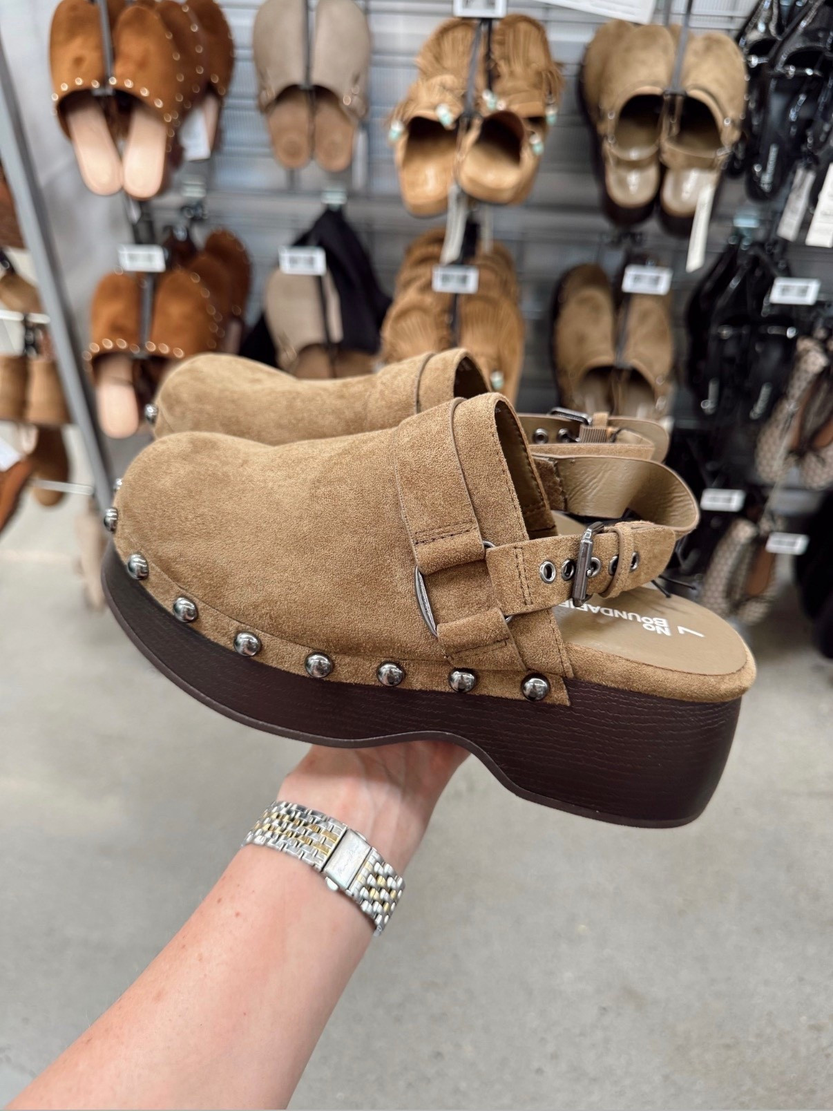 🤍 Free People Inspired Shoes!!!!! ✨🤎👀 
$30 vs $258 

Fully in stock for NOW! 

#LTKmomlife #LTKWorkwear #LTKgrwm