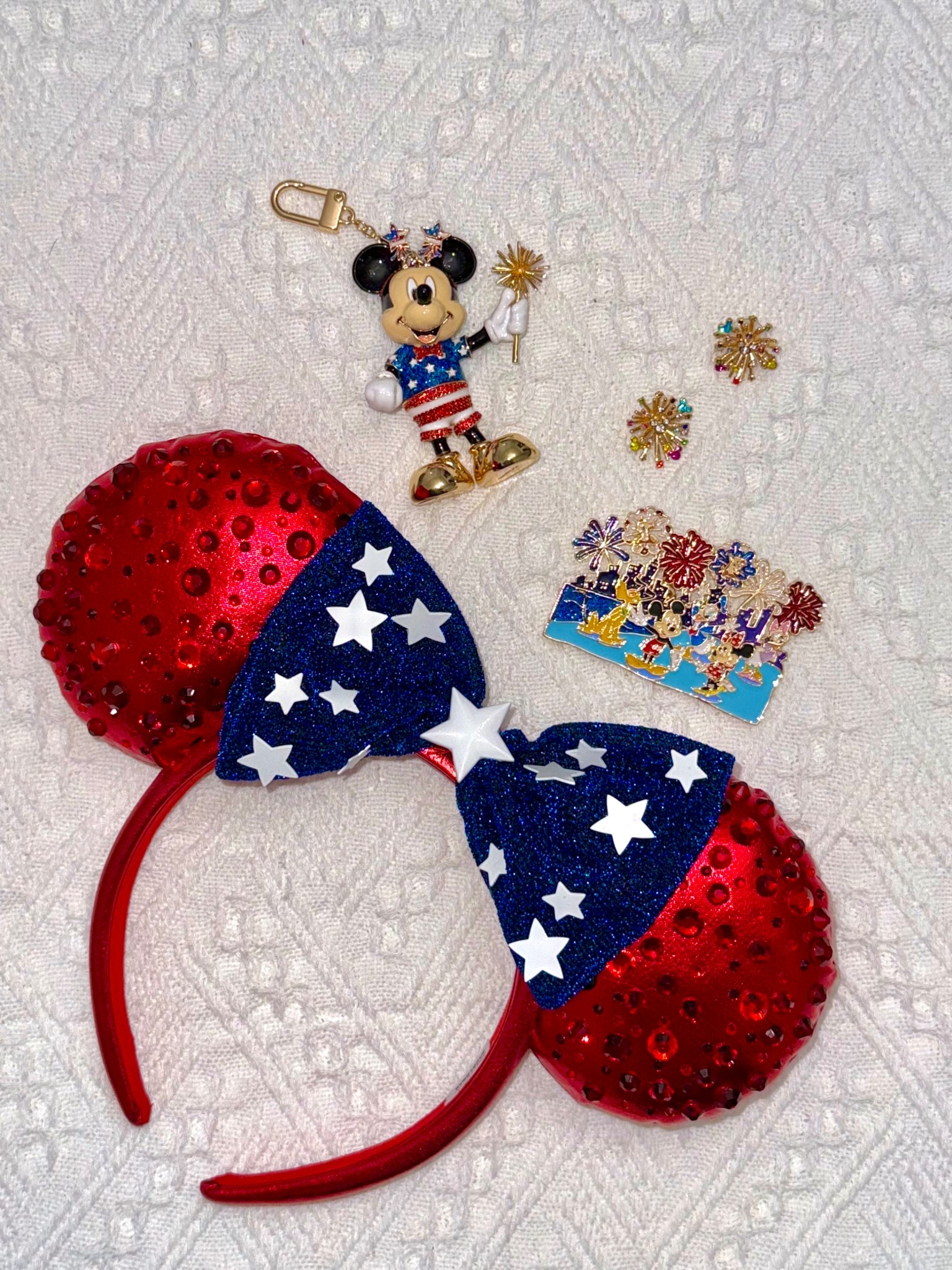 BaubleBar Americana Collection! ❤️🇺🇸 #disney #baublebar #minniemouseears #bagcharms 

#LTKSeasonal #LTKFindsUnder50 #LTKStyleTip