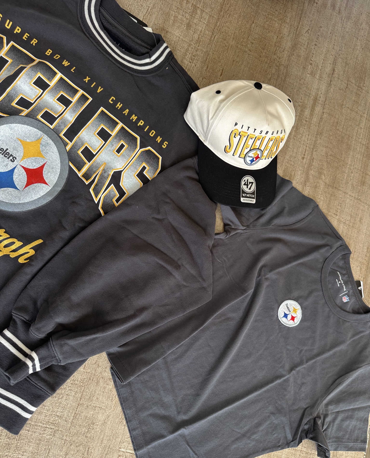 NFLxAbercrombiewith the cutest GAMEDAY pieces!

Use code: TOUCHDOWN for additional 15% off!