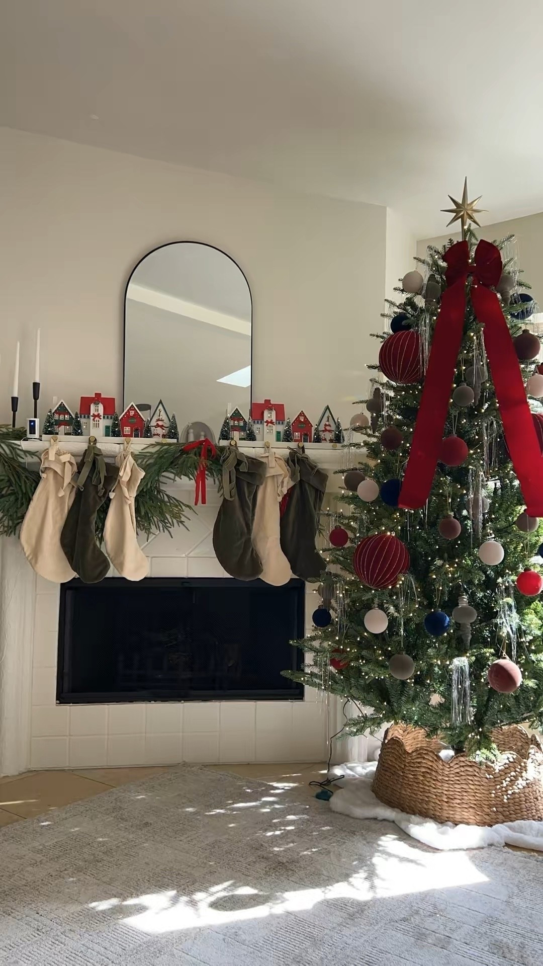 Christmas tree decorations, Christmas decor, holiday decor, Christmas decor, 2025

#LTKHoliday #LTKHome #LTKCyberWeek