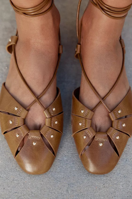 LEATHER TIED CAGE SANDALS | Zara US