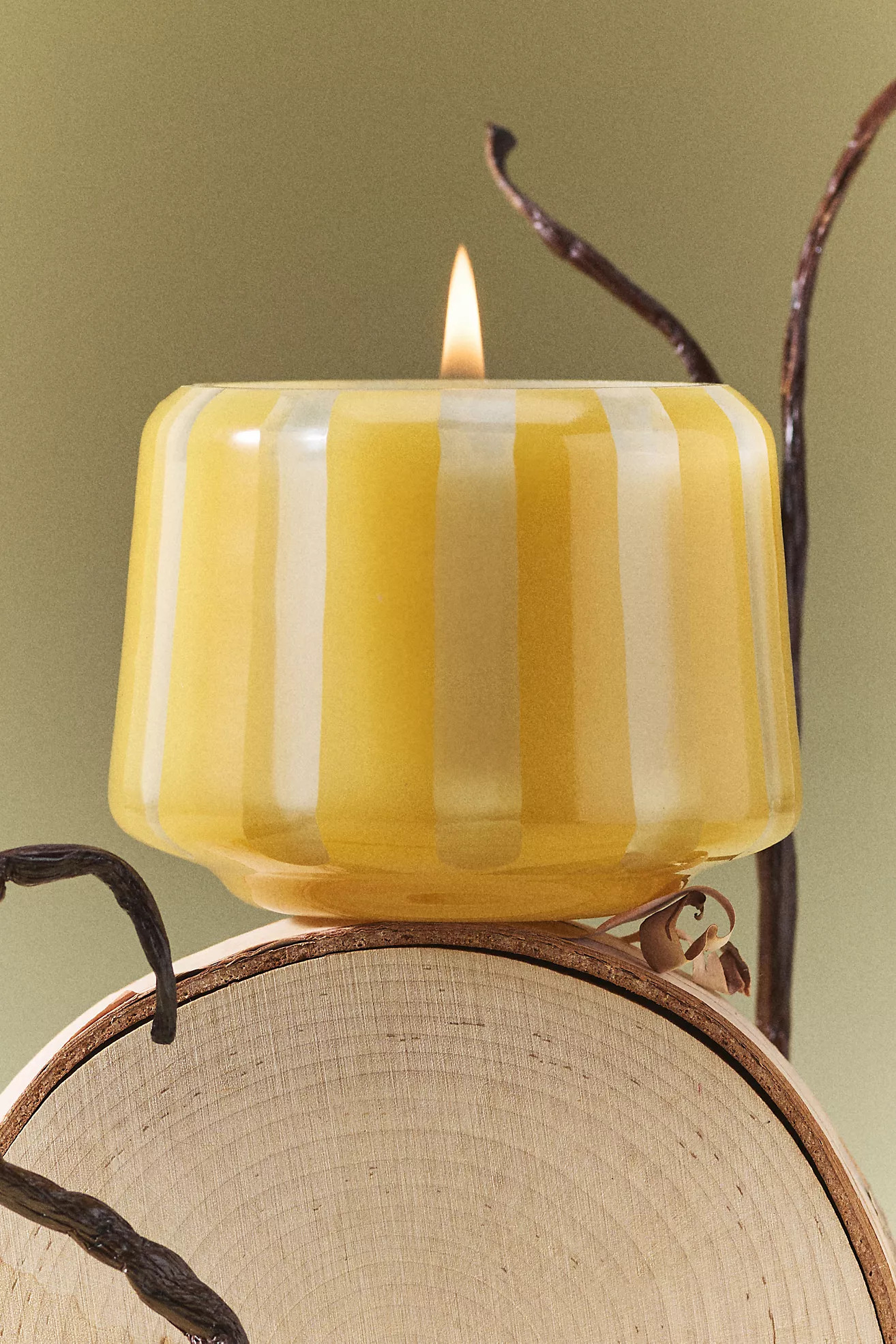 The Gather Candle by Anthropologie: Gourmand Vanilla & White Cedar | Anthropologie (US)