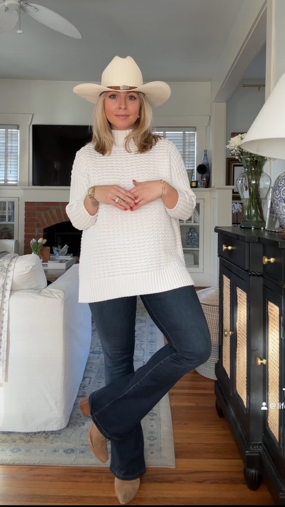 Easy cold weather western outfit - sweater is on major sale.

Fits super oversized - I’m wearing an xs 

#LTKsalealert #LTKSeasonal #LTKSpringSale