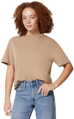 Amazon Essentials Women's Oversized-Fit Short Sleeve Crewneck Shirt | Amazon (US)
